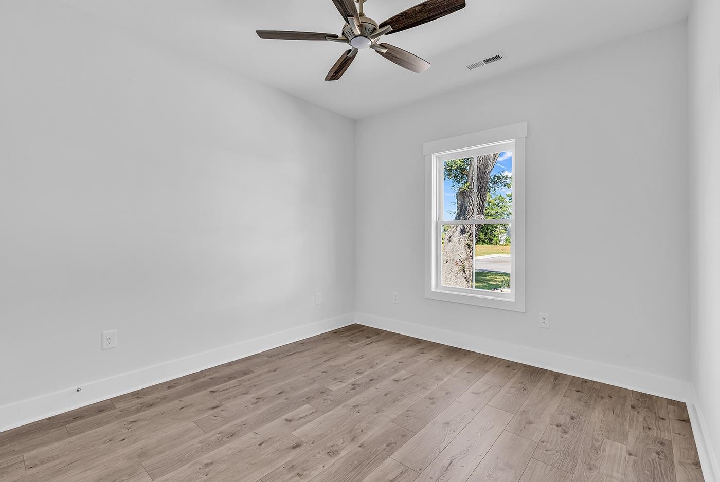 25 Hallandale Lane Property Photo 10