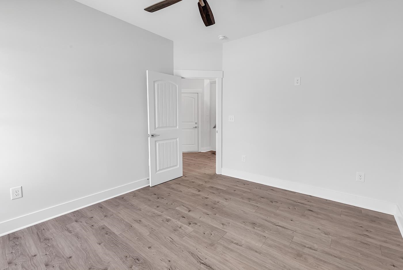 25 Hallandale Lane Property Photo 16