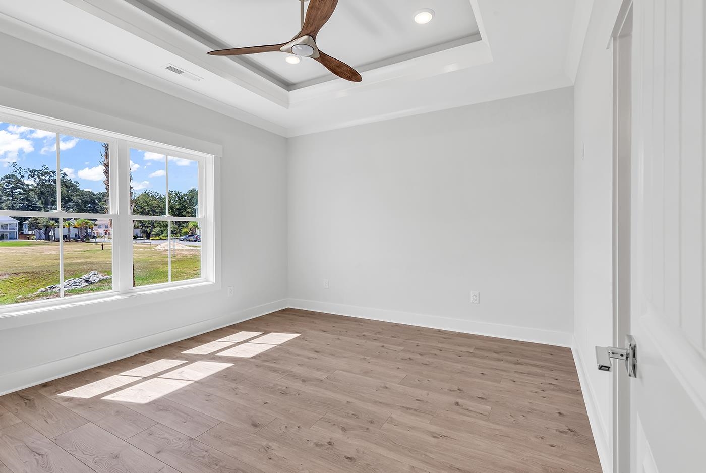 25 Hallandale Lane Property Photo 17