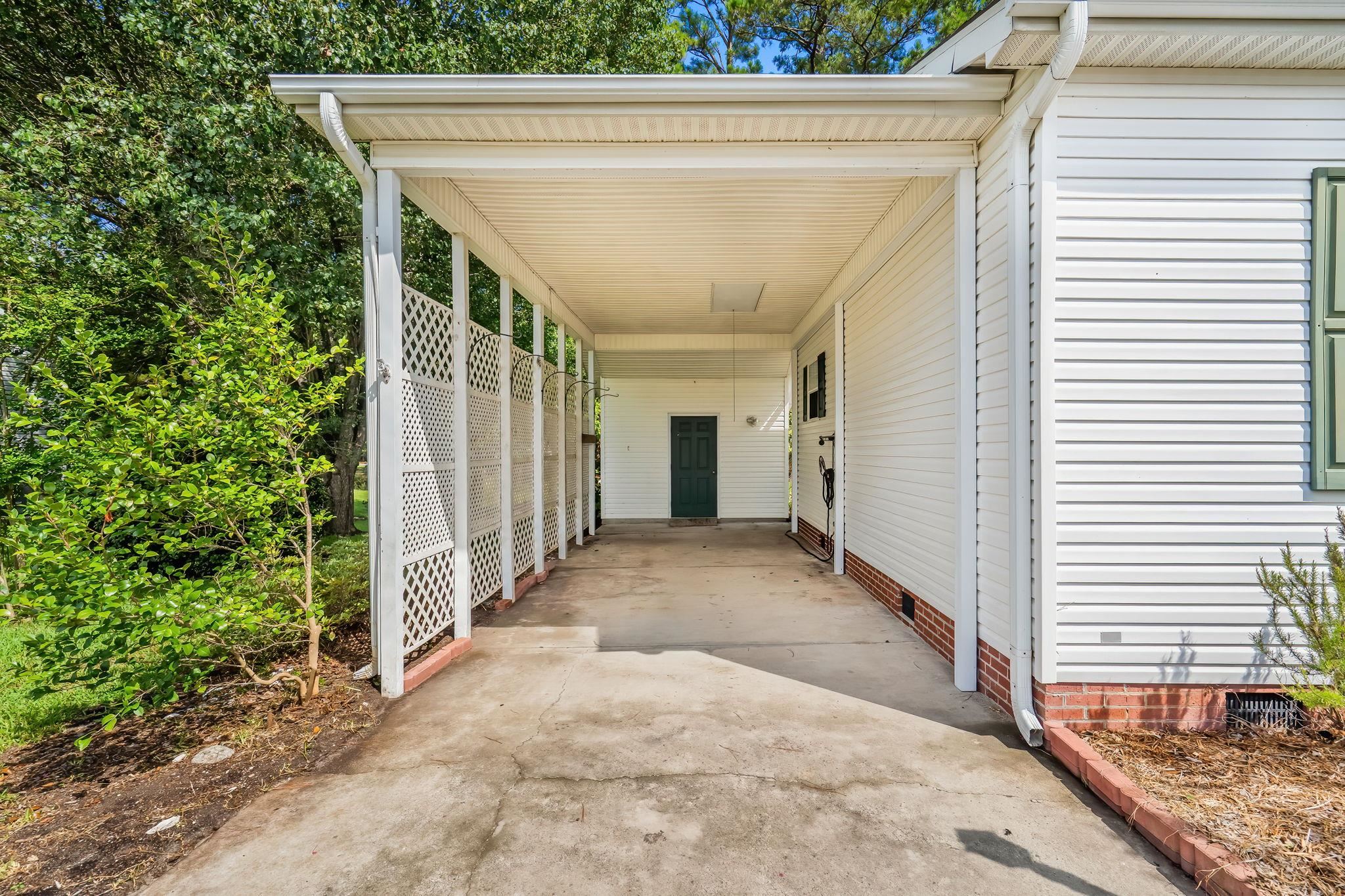4429 Manitook Dr. Property Photo 45