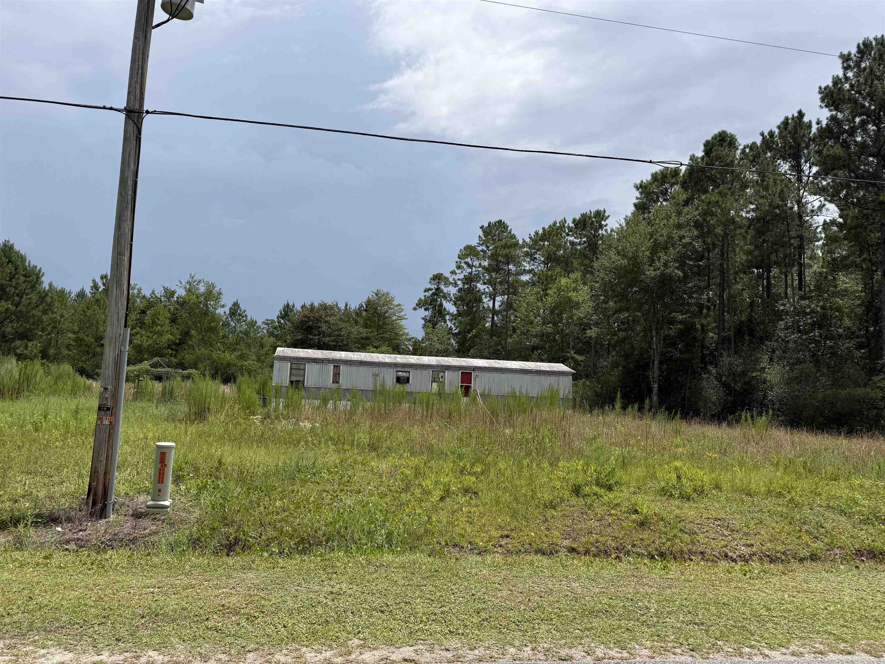 5417 Tweety Ave. Property Photo 1