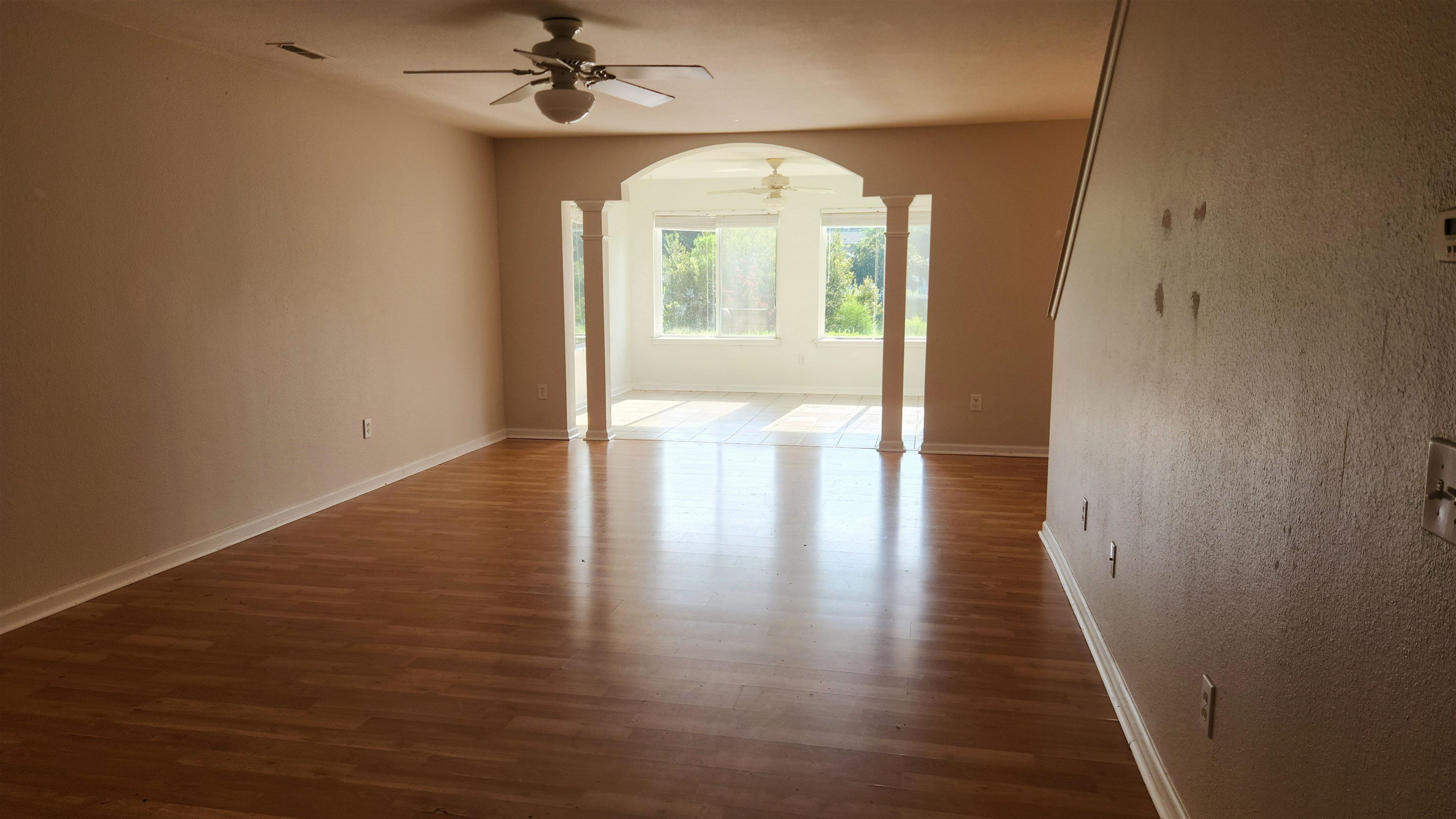 5033 Wickalow Way Property Photo 5