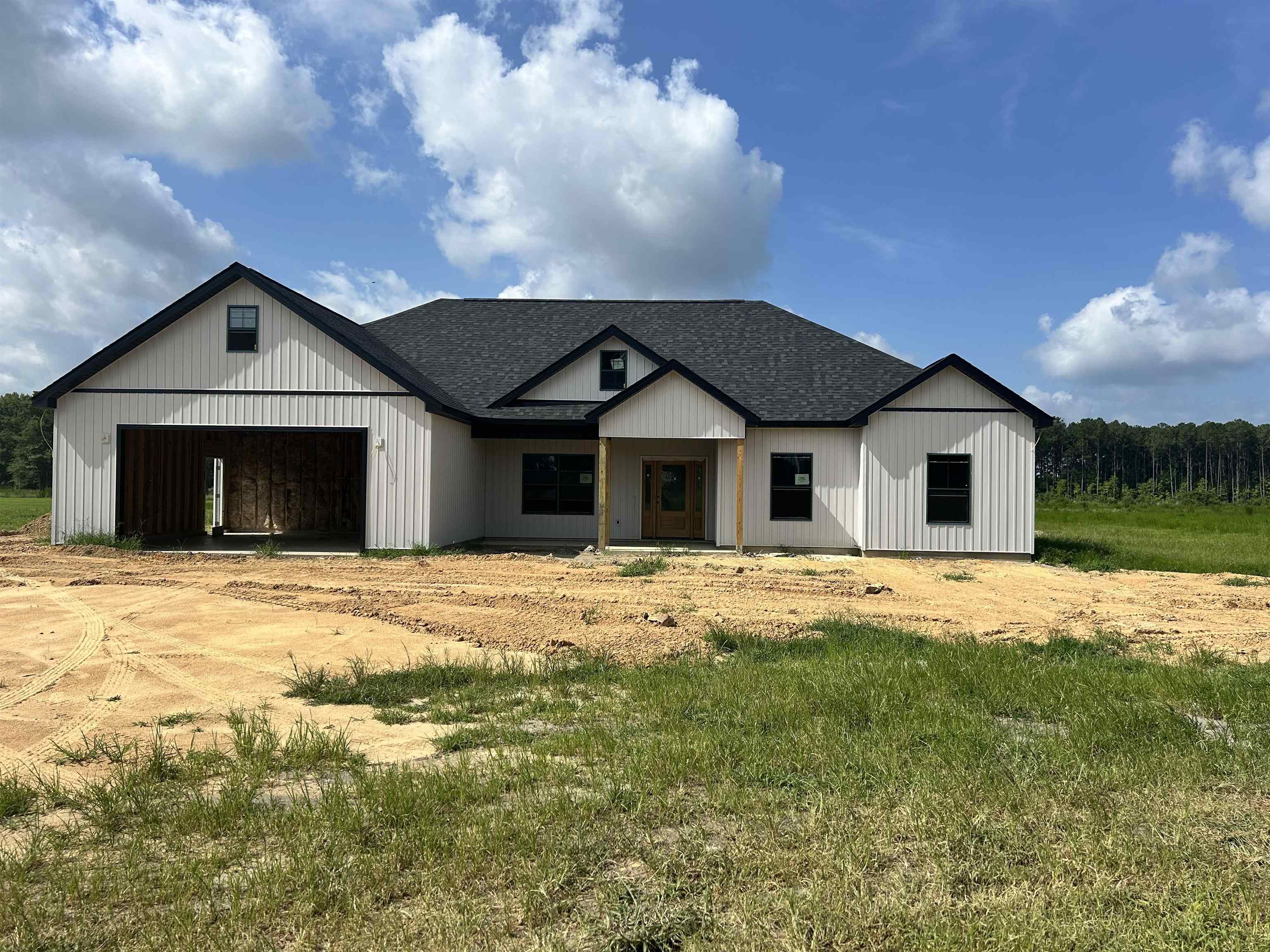 1437 Sunset Dr. Property Photo 1