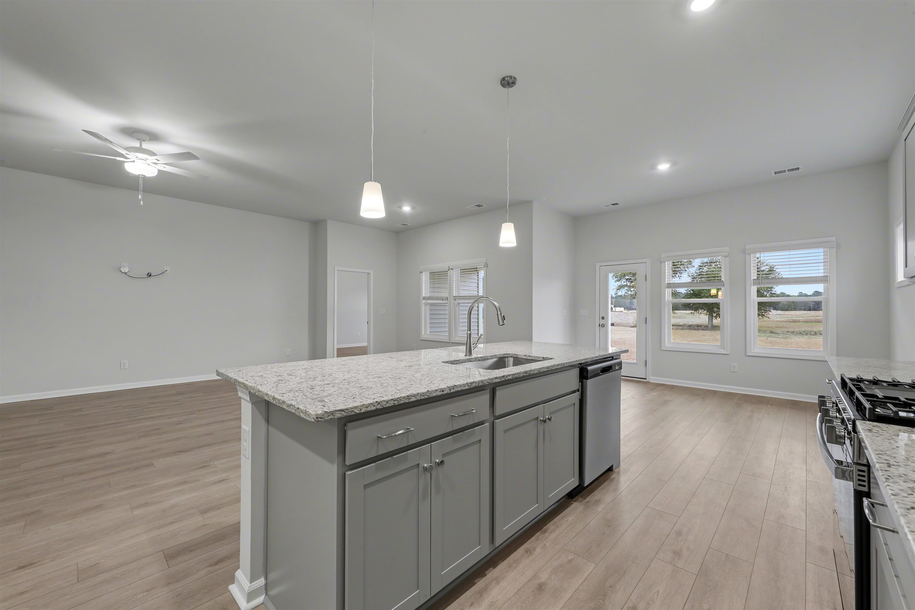 427 Atamasco Ct. Property Photo 9