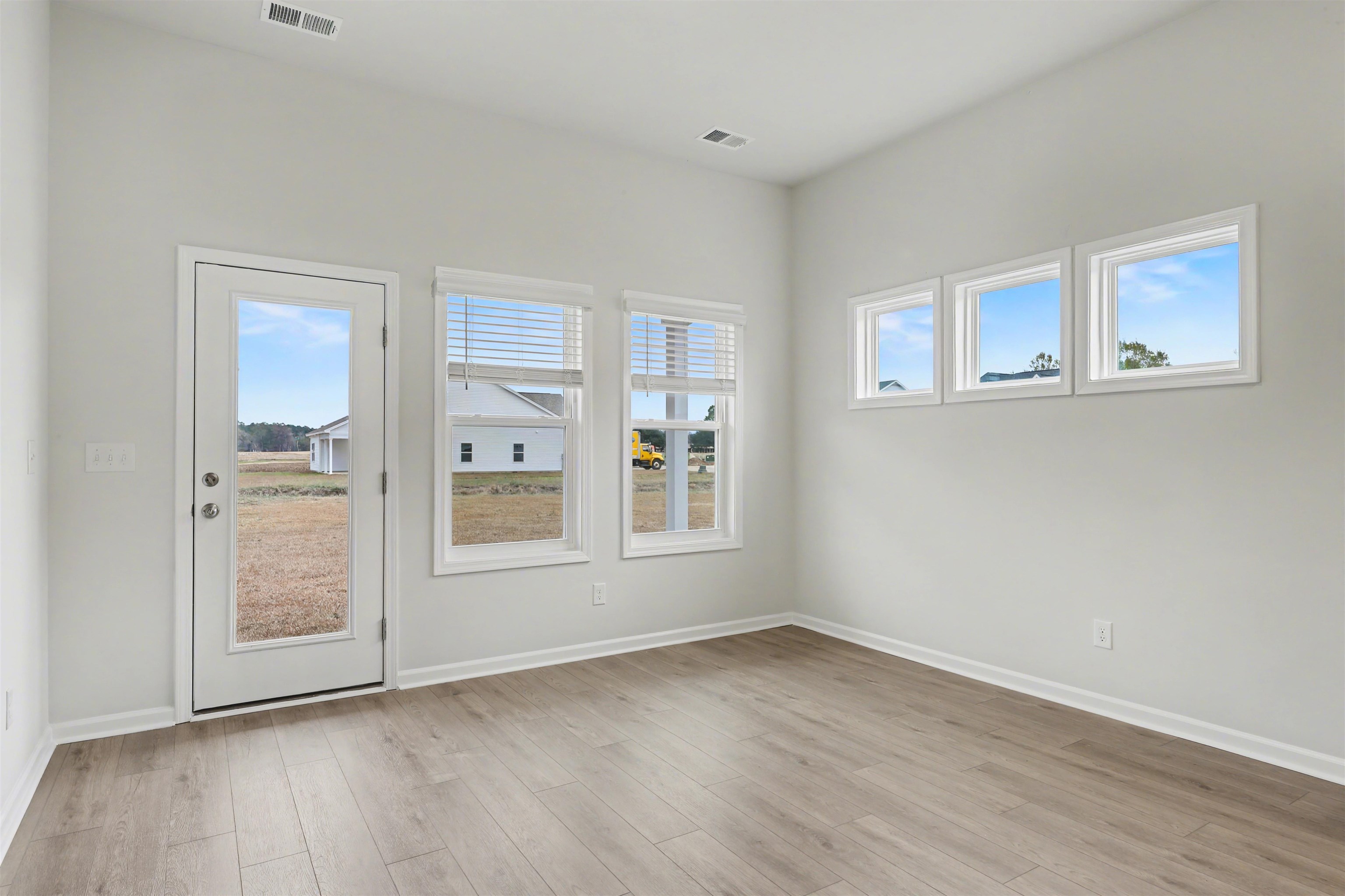 427 Atamasco Ct. Property Photo 13