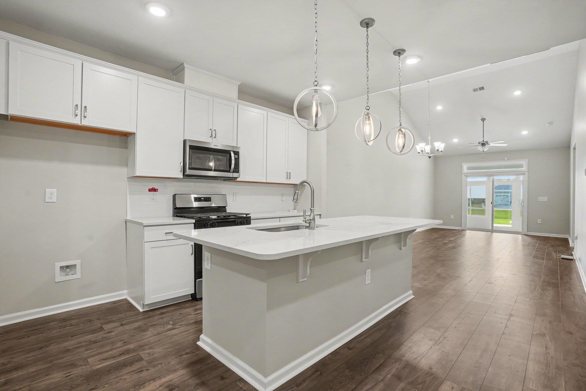 4040 Taranto Loop Property Photo 6
