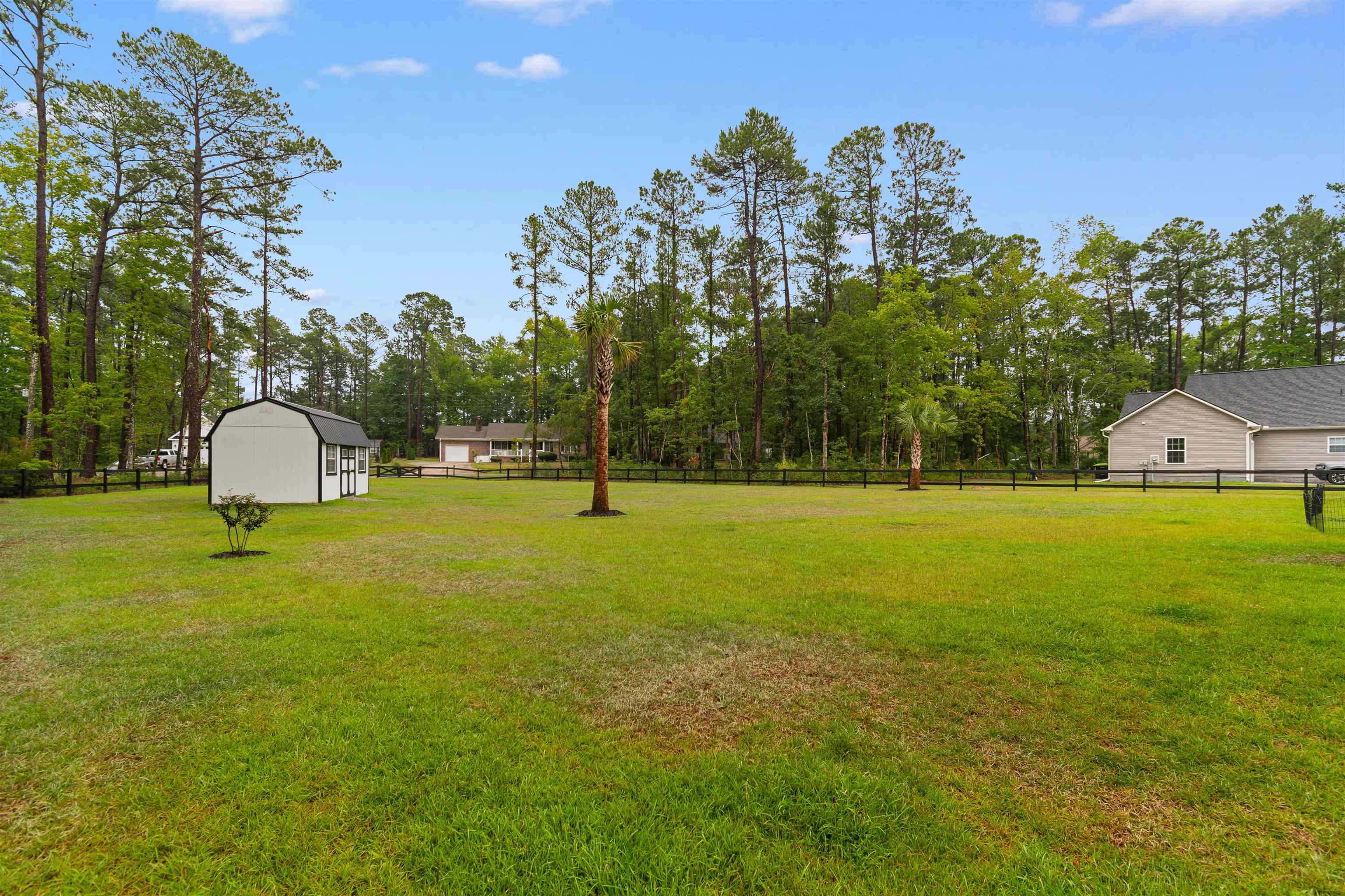 464 Nw Boundary Loop Rd. Property Photo 10