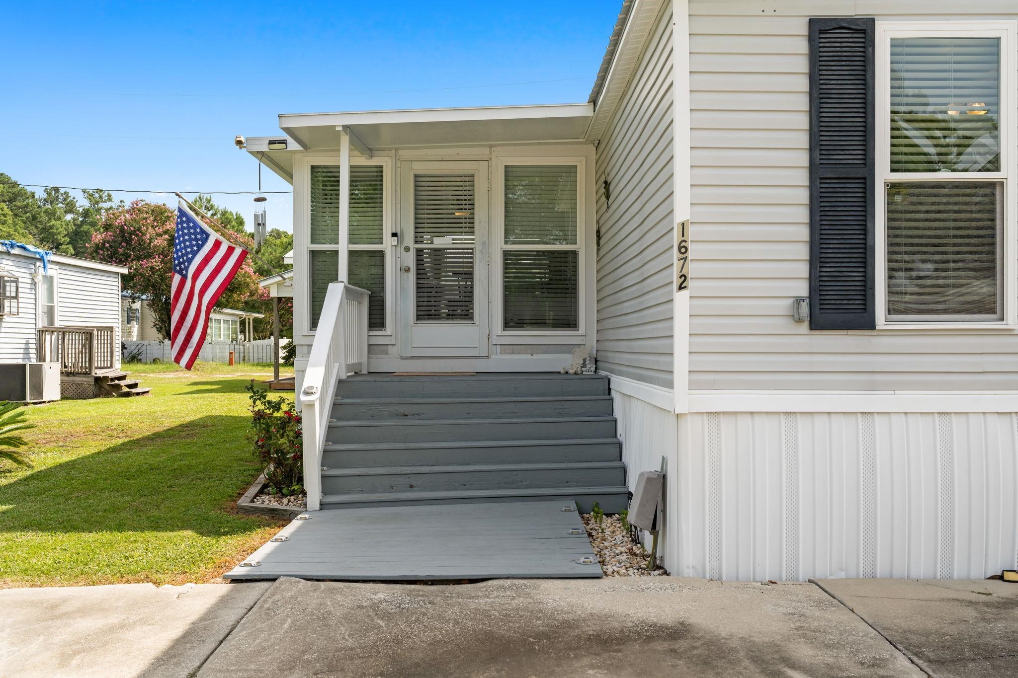 1672 Ursa Minor Dr. Property Photo 4