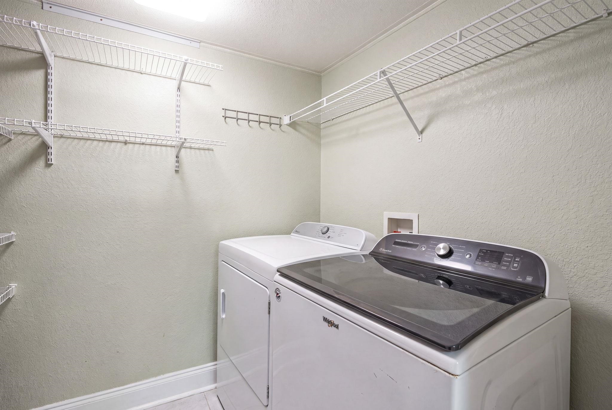 1672 Ursa Minor Dr. Property Photo 28