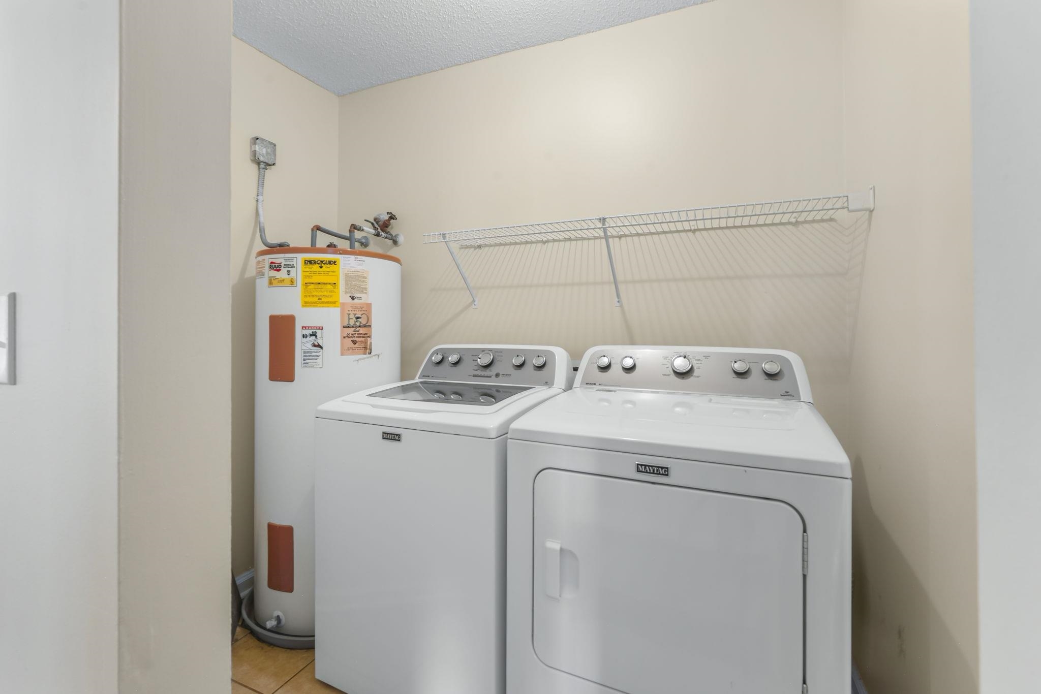 2268 Essex Dr. Property Photo 28