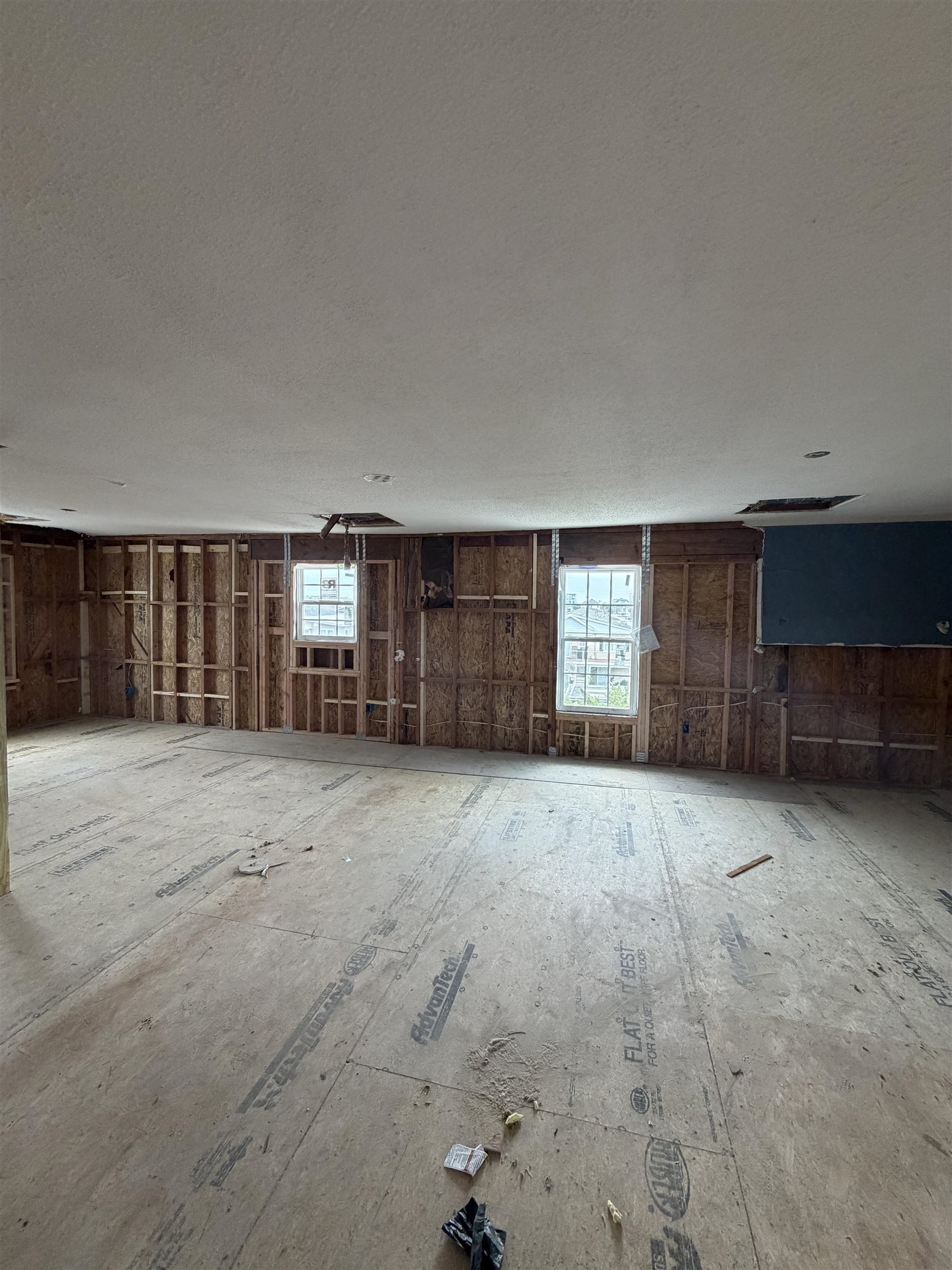 300 44th Ave. N Property Photo 14