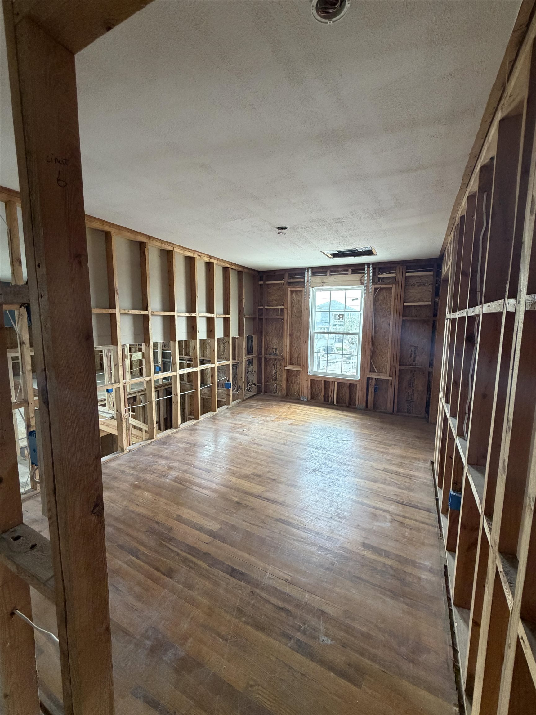 300 44th Ave. N Property Photo 18