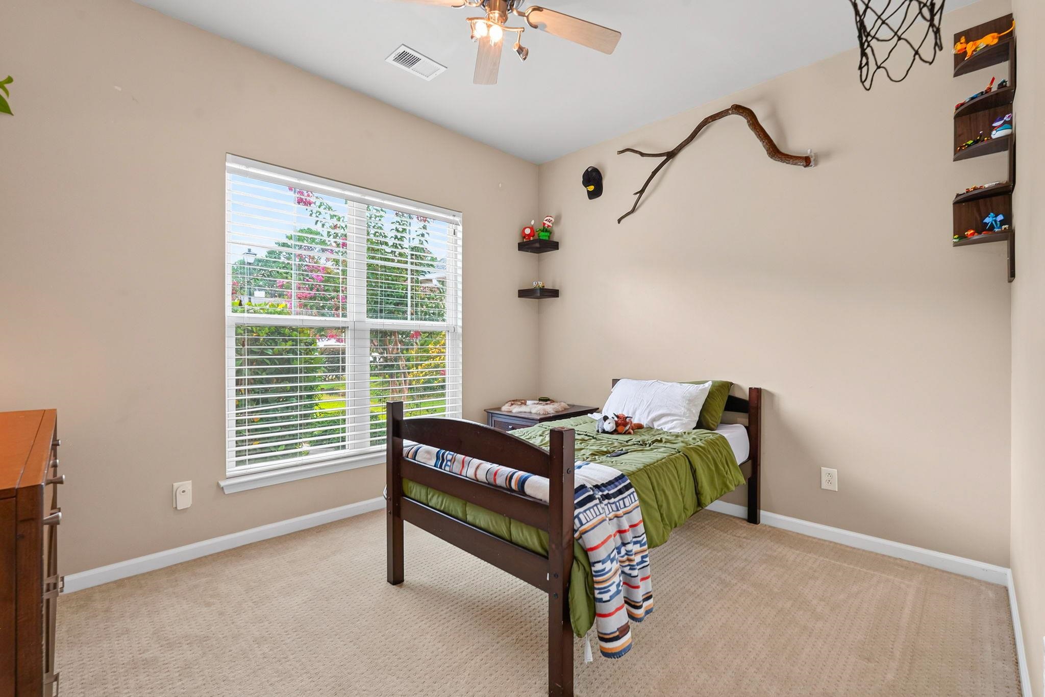 348 Esher Ct. Property Photo 5