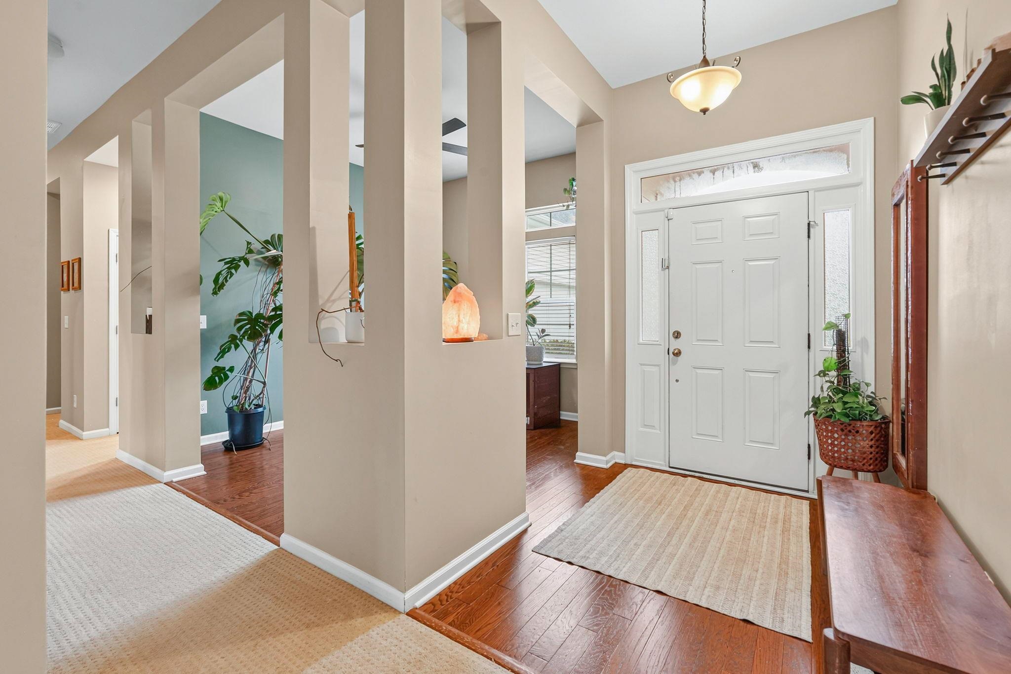 348 Esher Ct. Property Photo 11