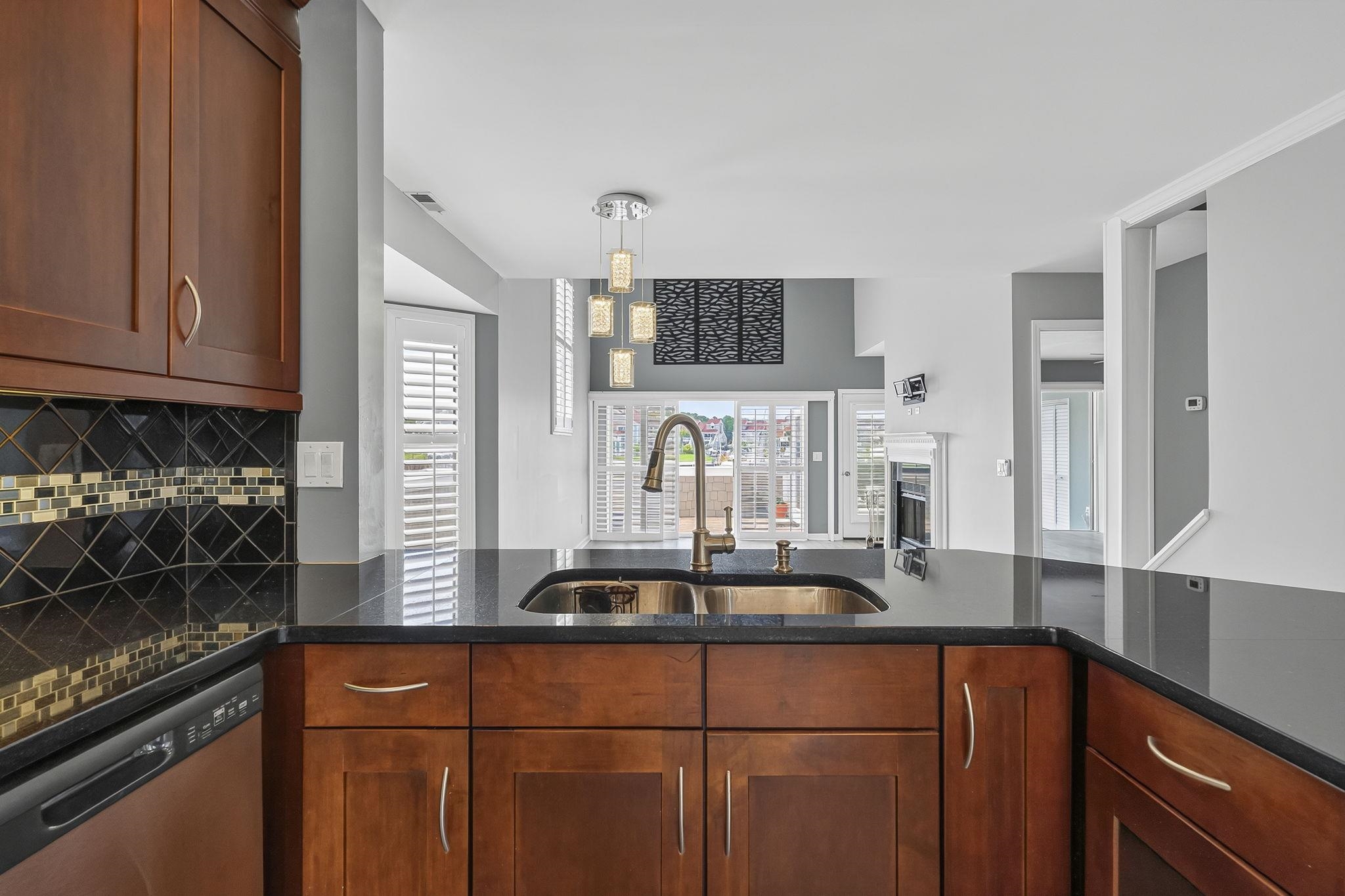 4396 Baldwin Ave. Property Photo 10
