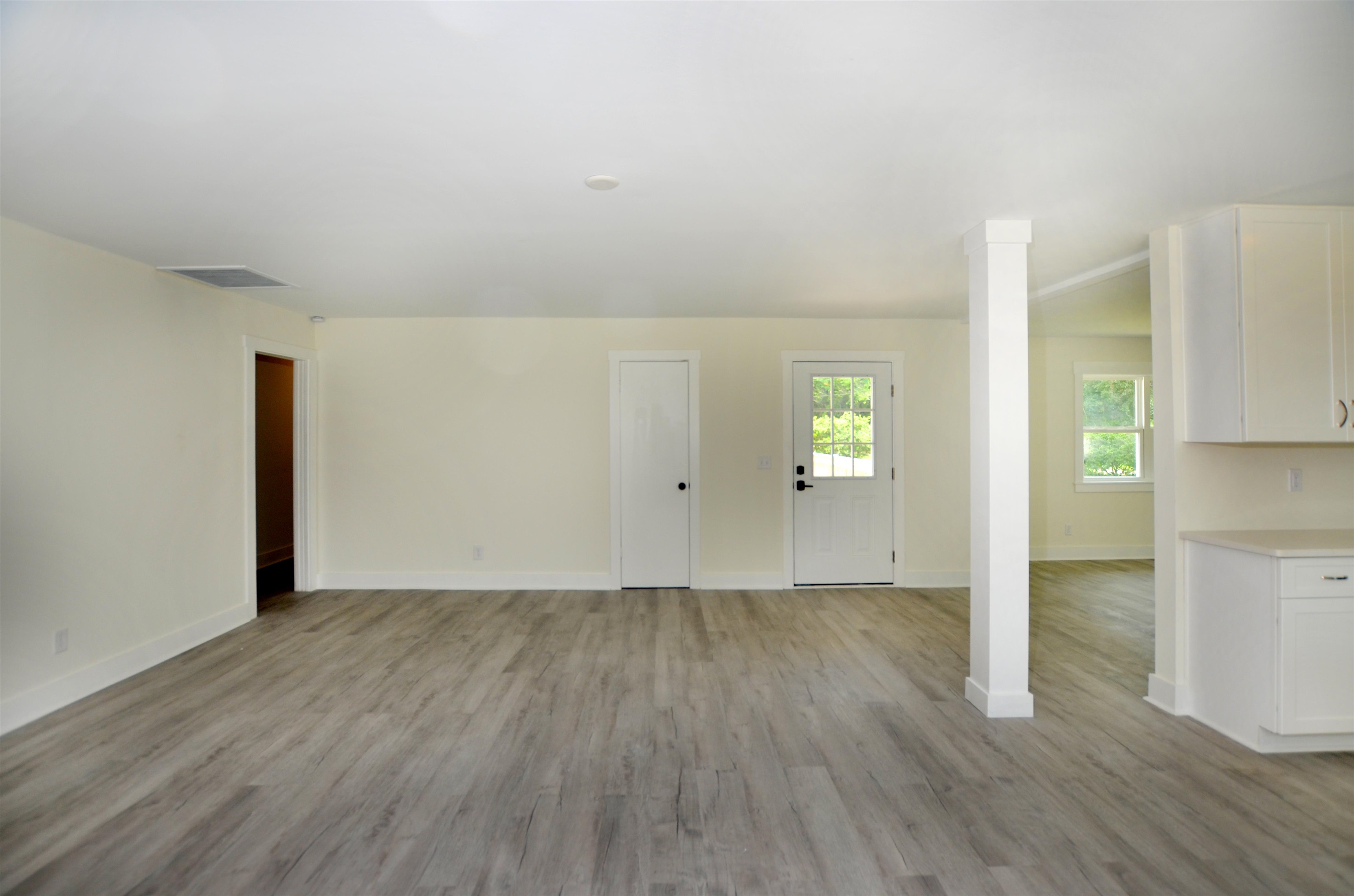 1124 Sallie Manigault Ln Property Photo 10
