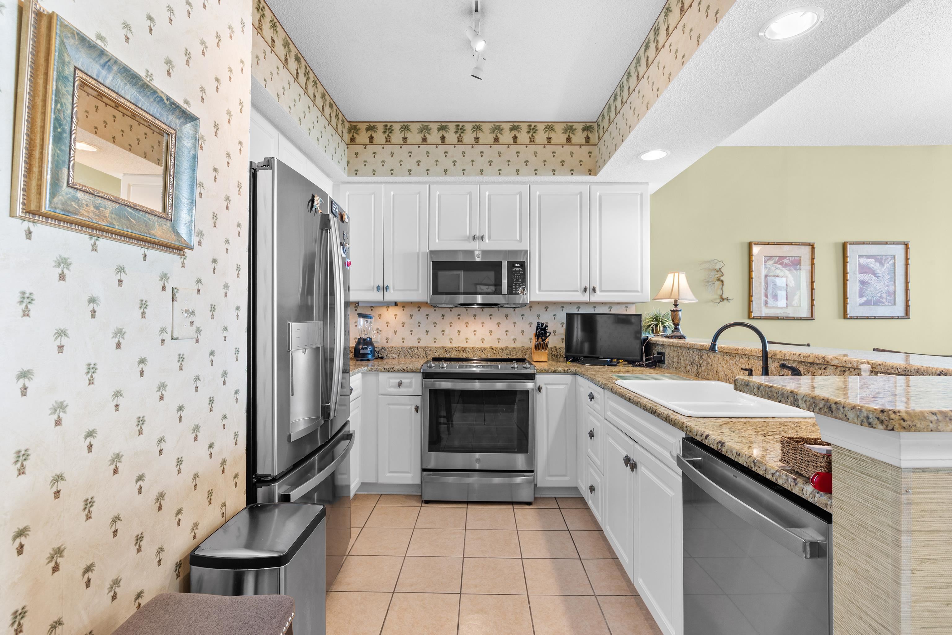 5700 North Ocean Blvd. Property Photo 10
