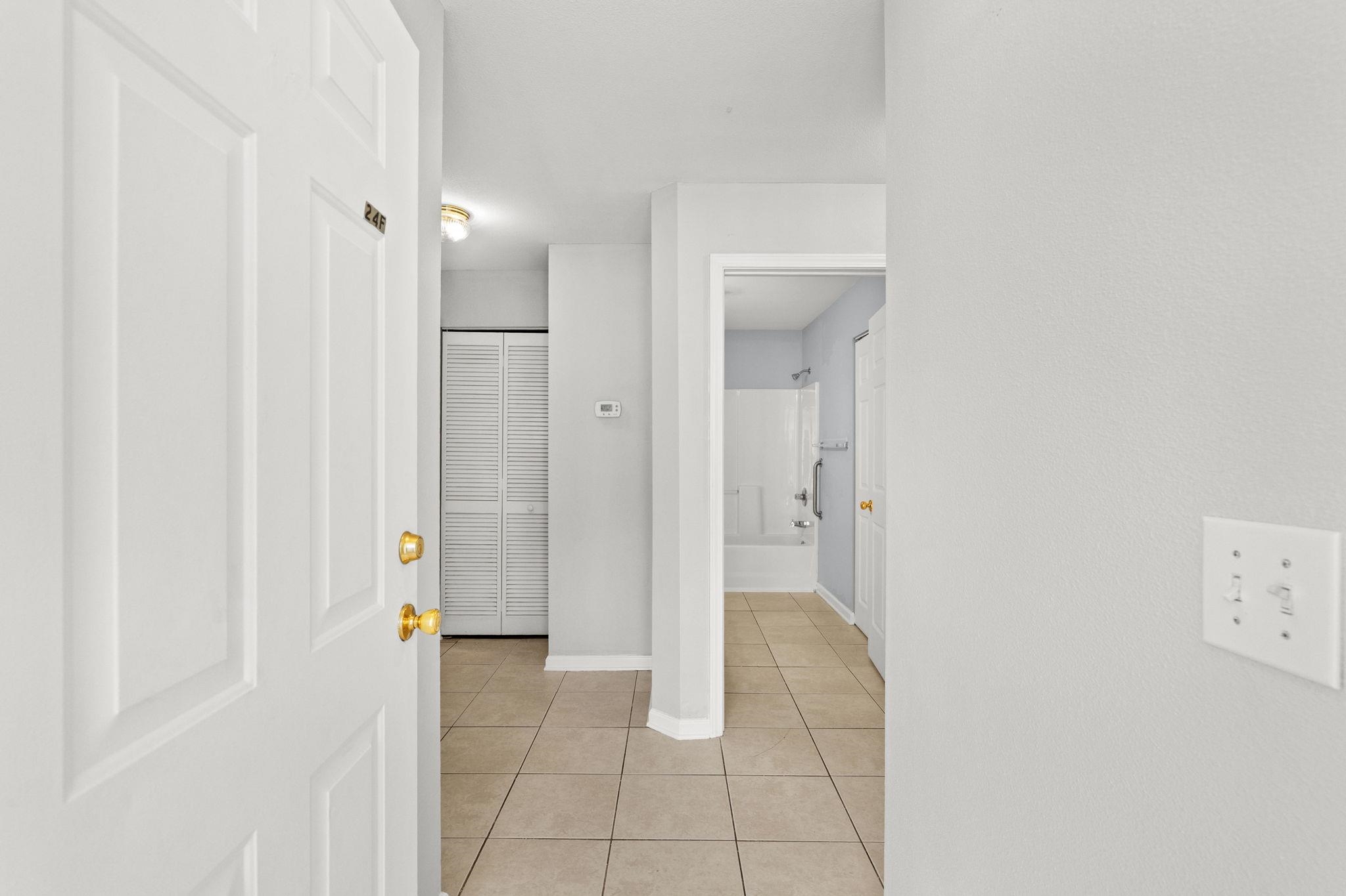 1208 River Oaks Dr. Property Photo 4
