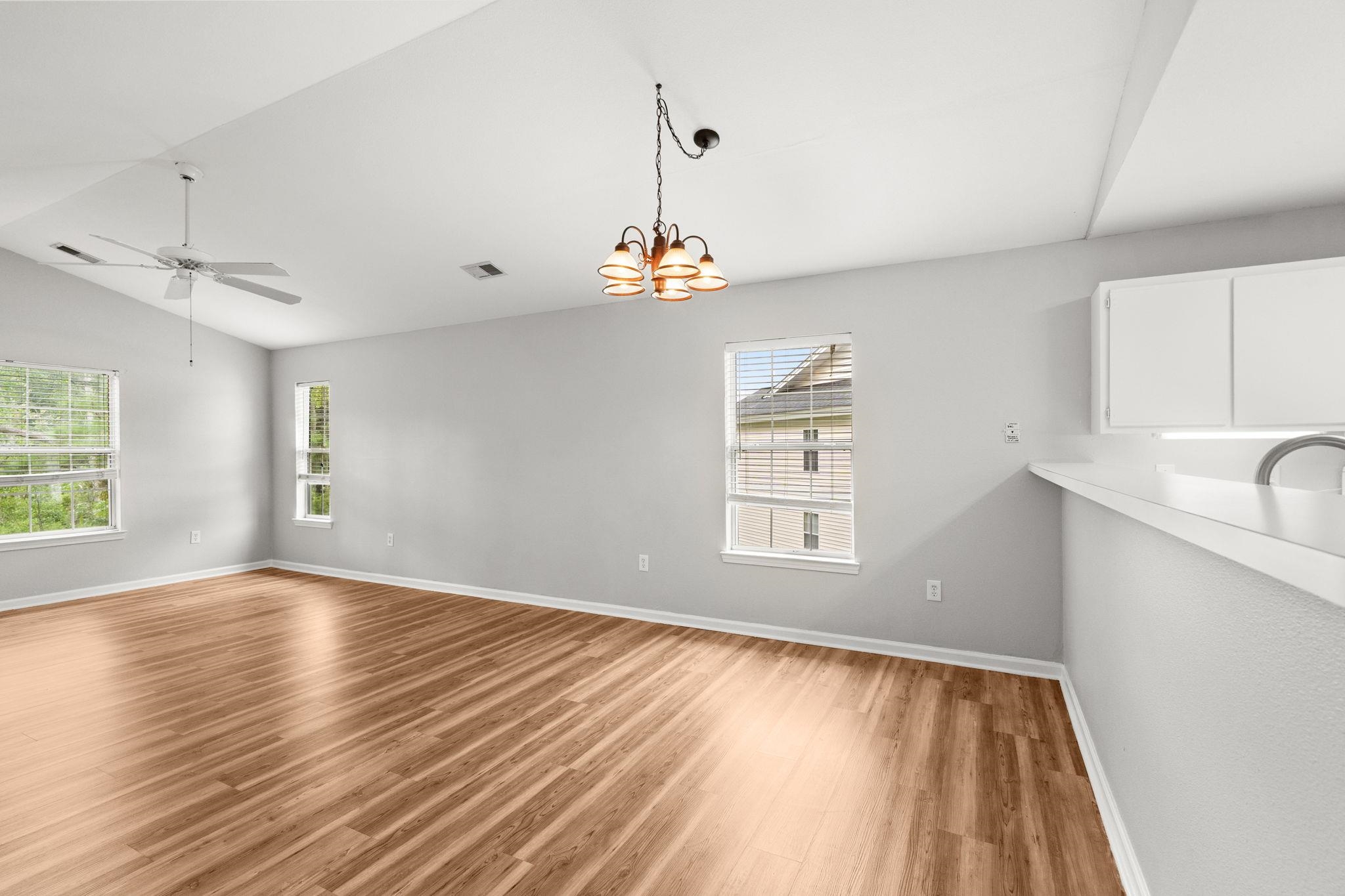 1208 River Oaks Dr. Property Photo 13