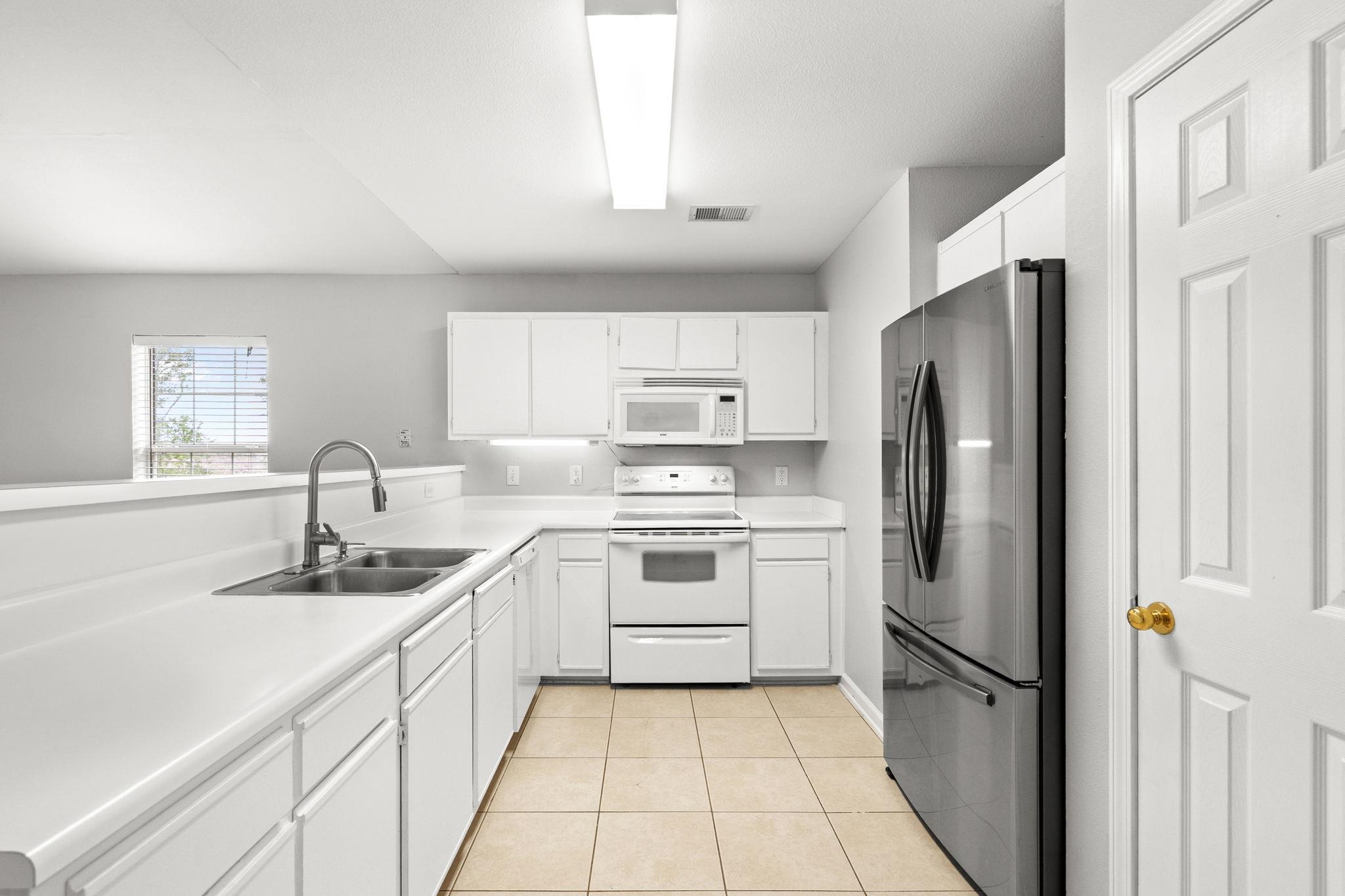 1208 River Oaks Dr. Property Photo 18