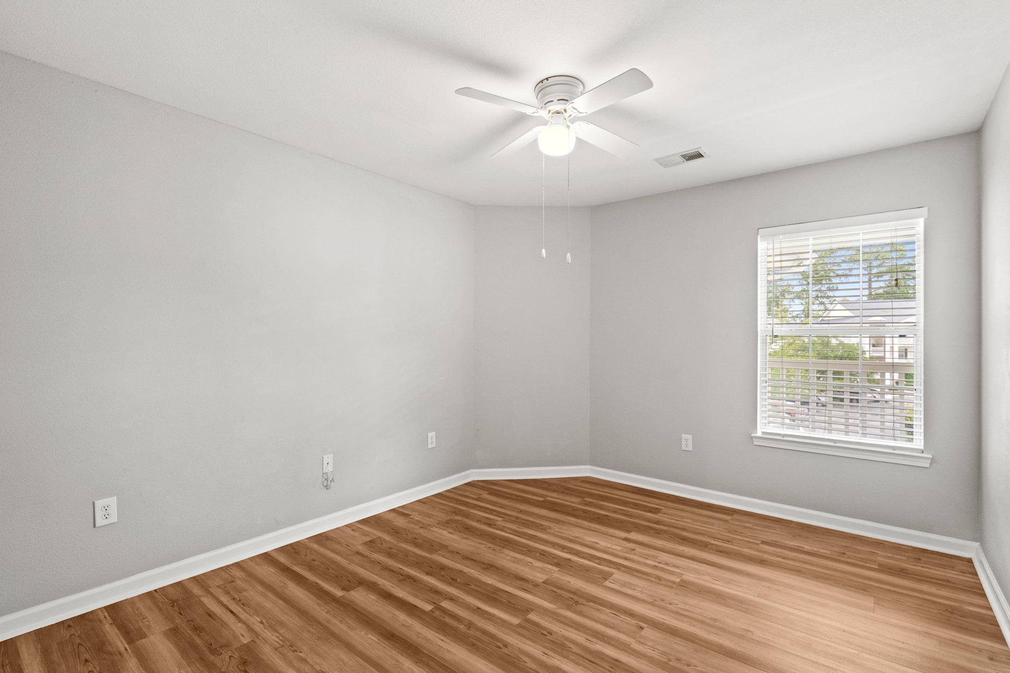 1208 River Oaks Dr. Property Photo 25