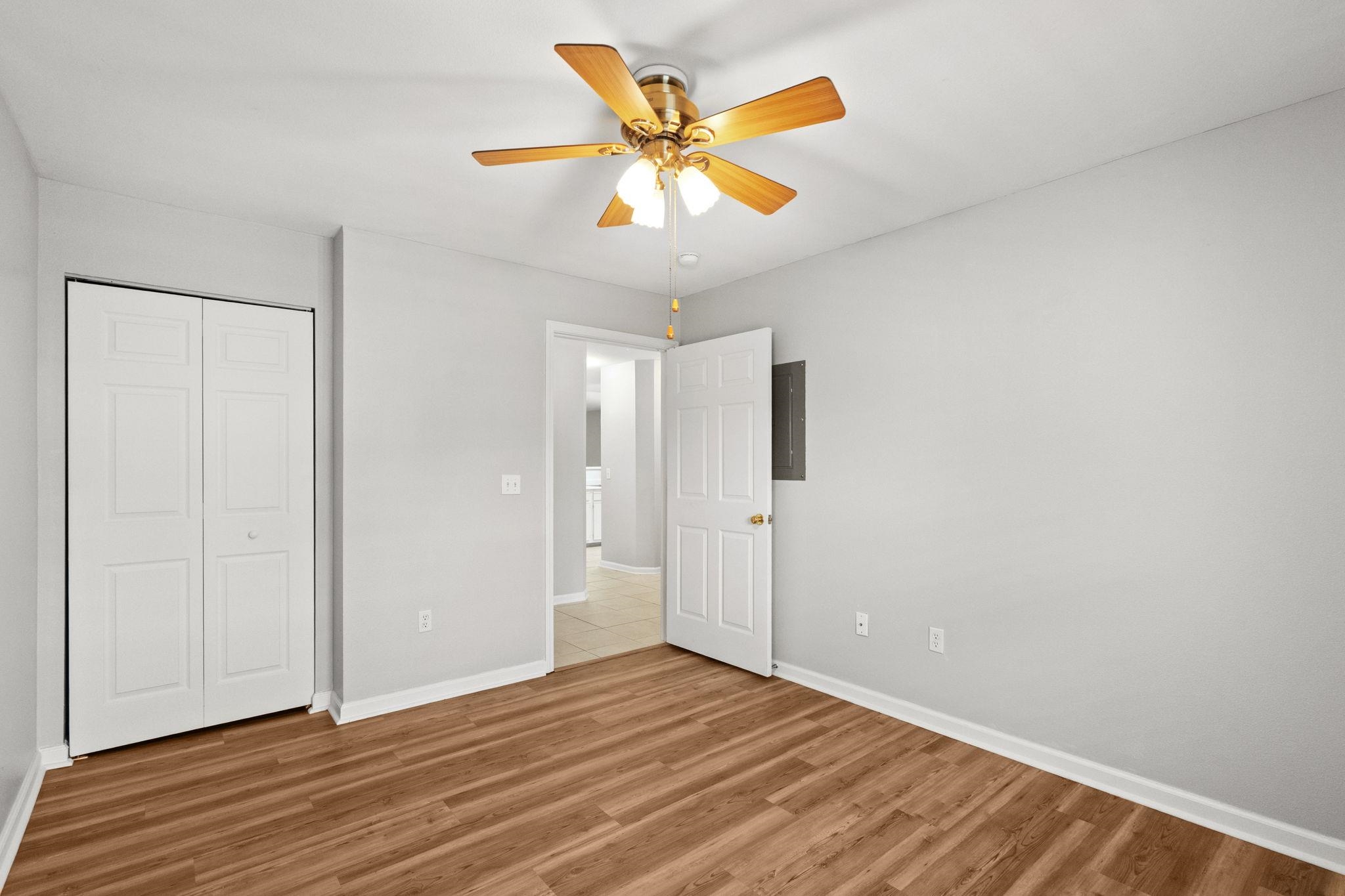 1208 River Oaks Dr. Property Photo 28