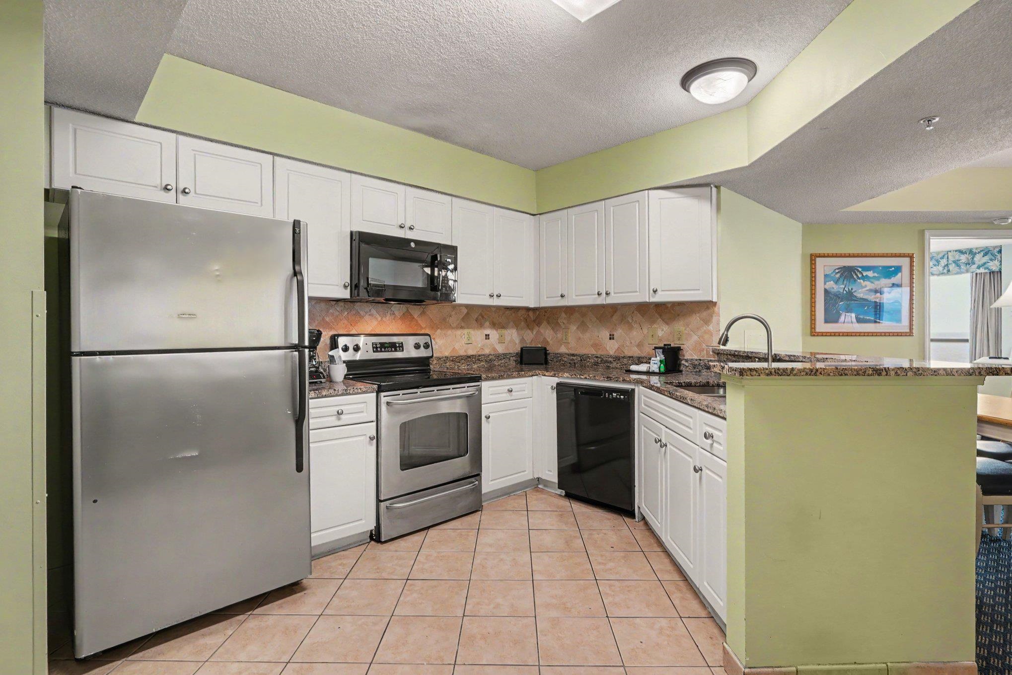 3000 N Ocean Blvd. Property Photo 12
