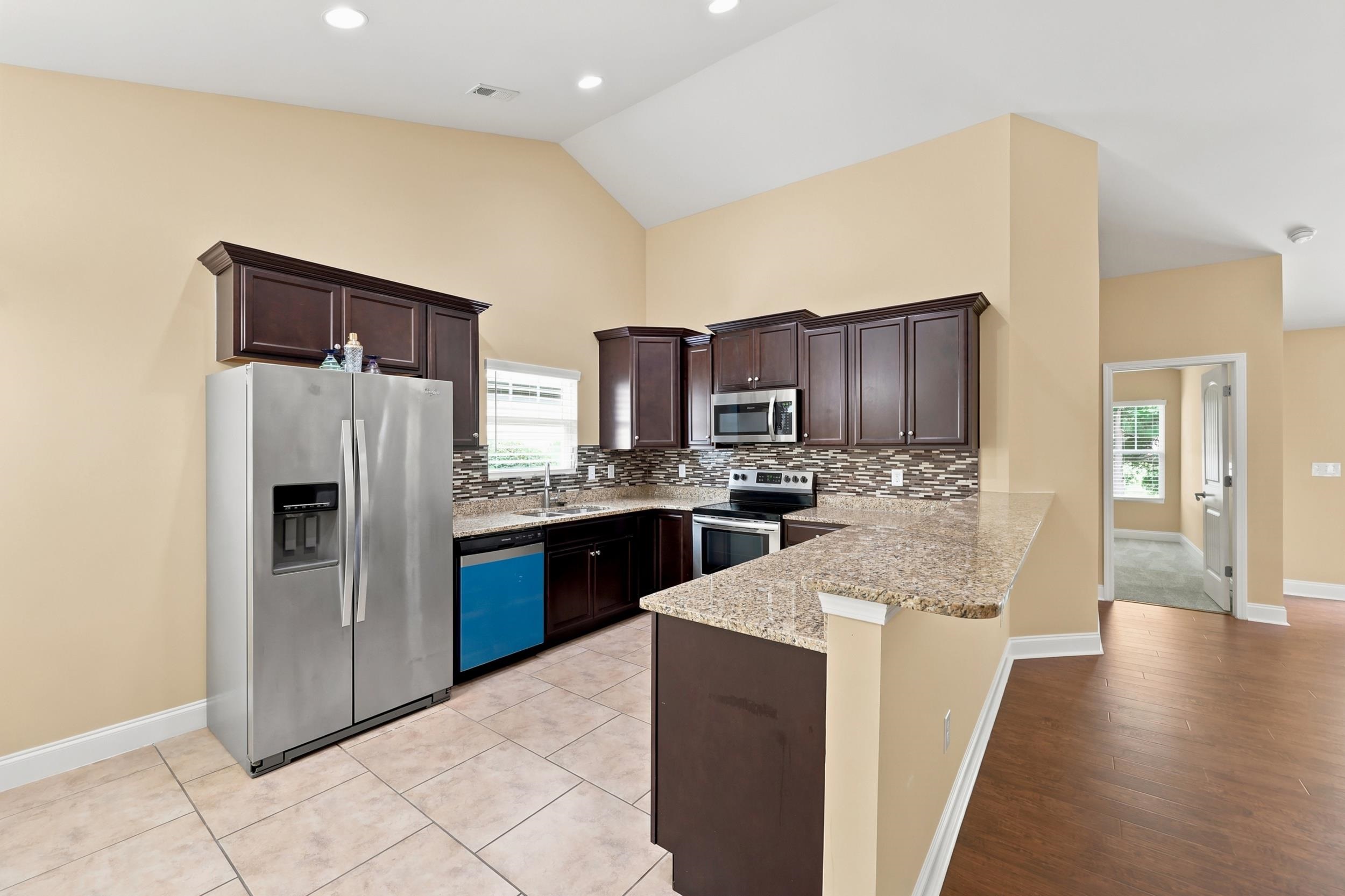 920 Foxtail Dr. Property Photo 8