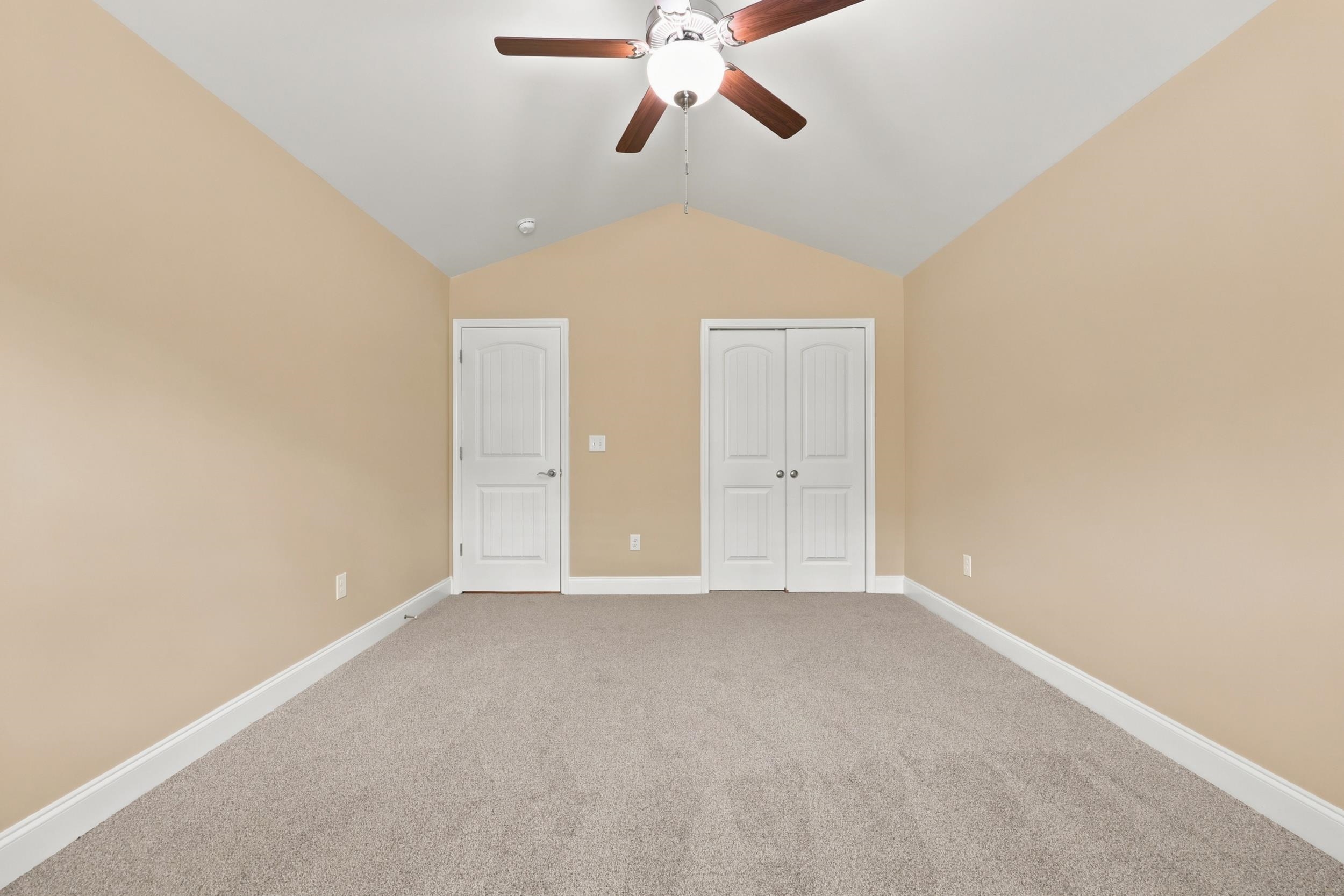 920 Foxtail Dr. Property Photo 17
