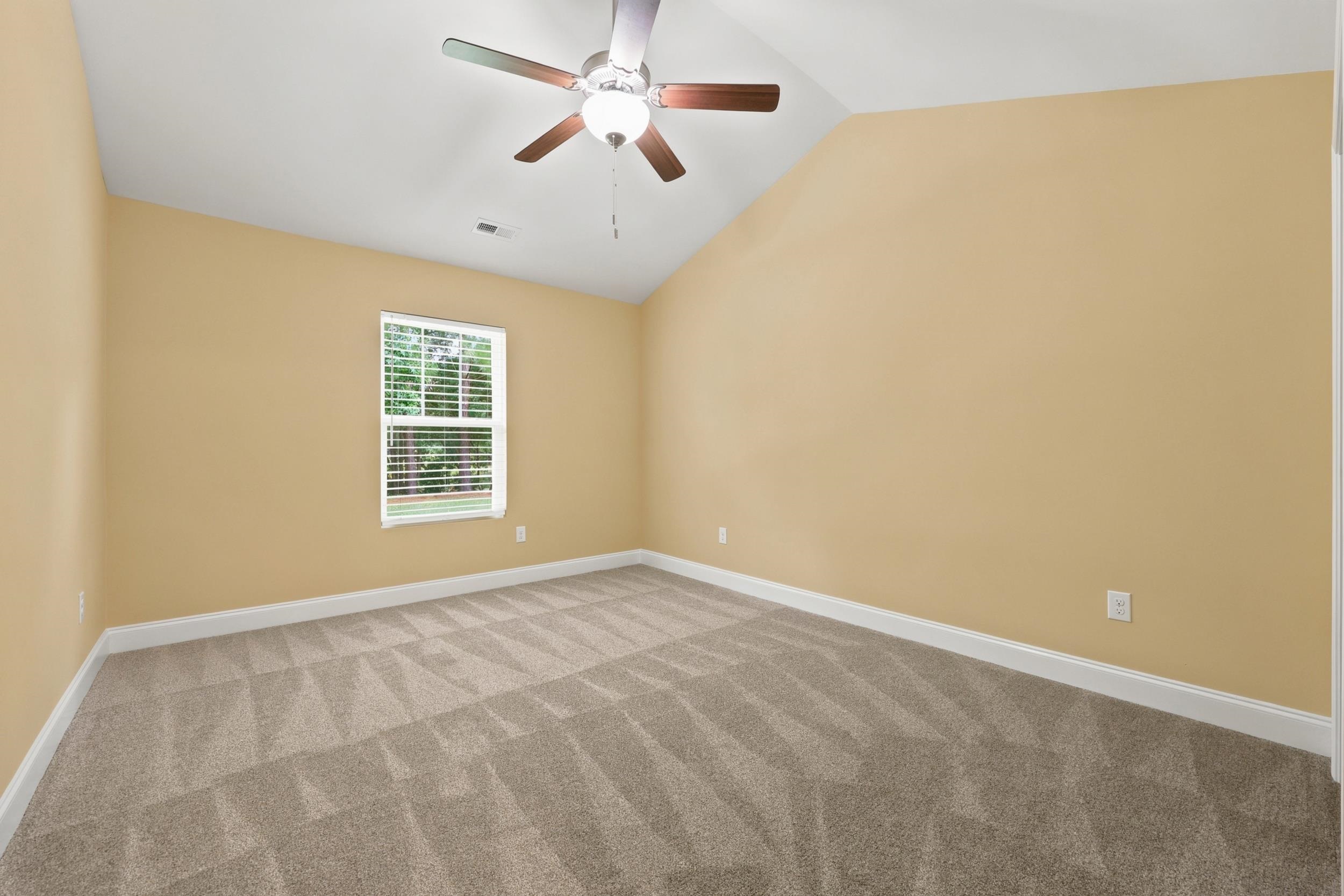 920 Foxtail Dr. Property Photo 21