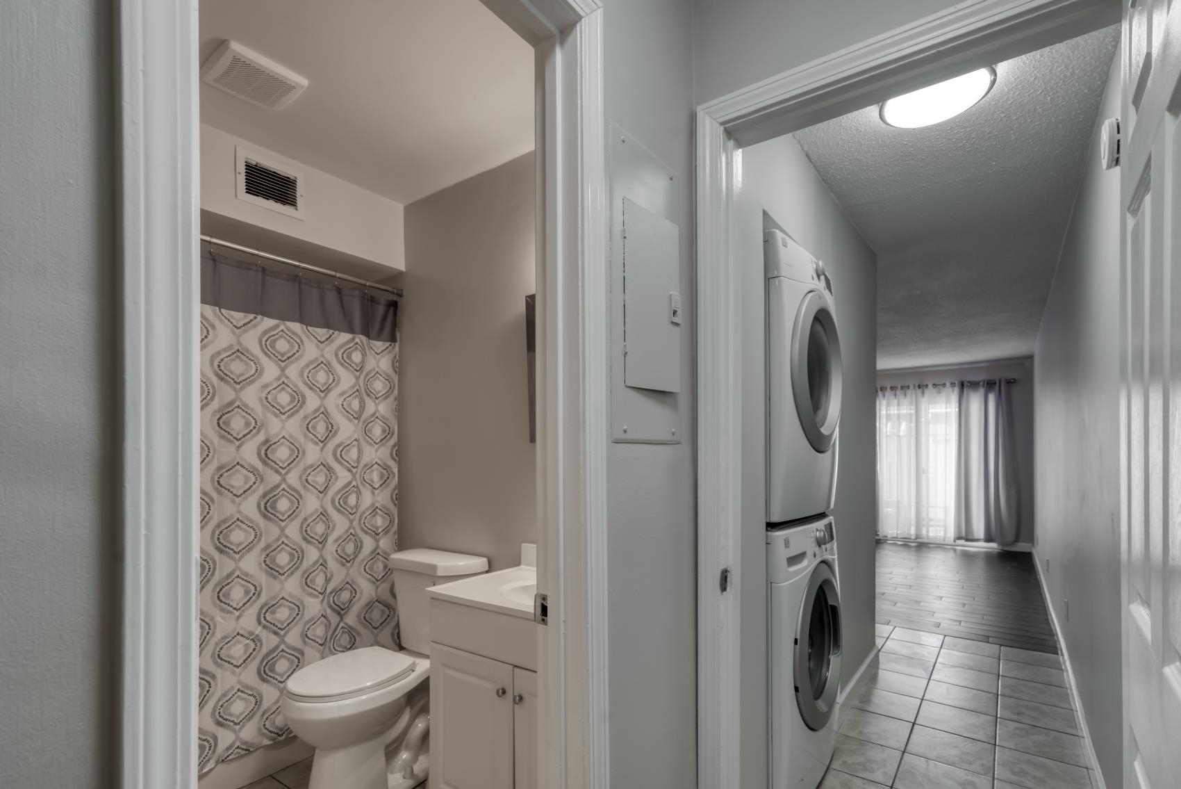 401 Cambridge Circle Property Photo 20