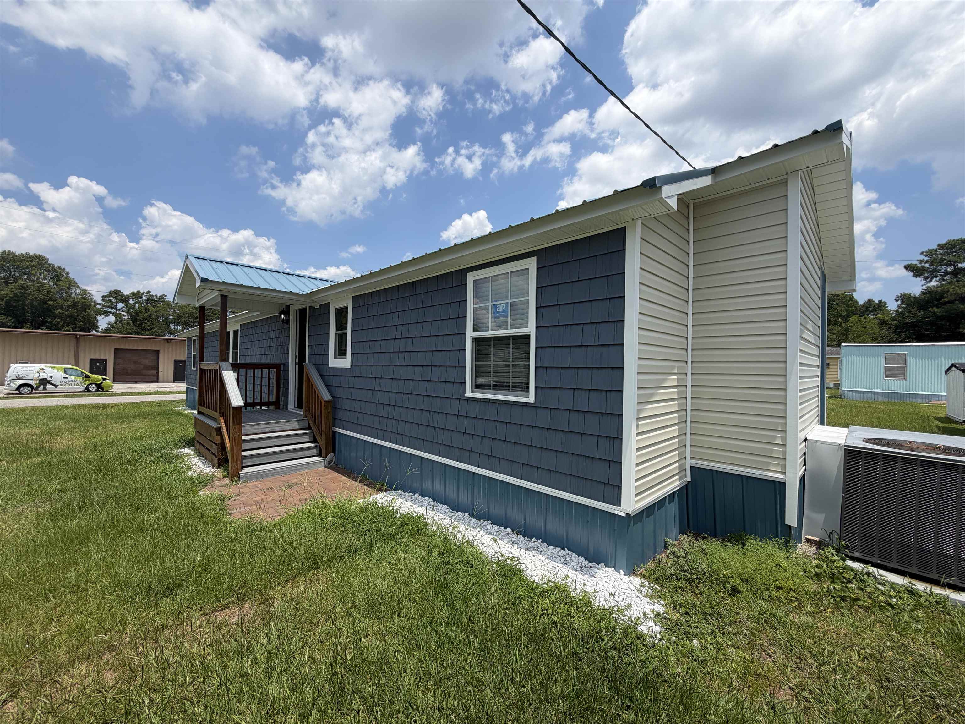 2492 Leaf Terrace Property Photo 5
