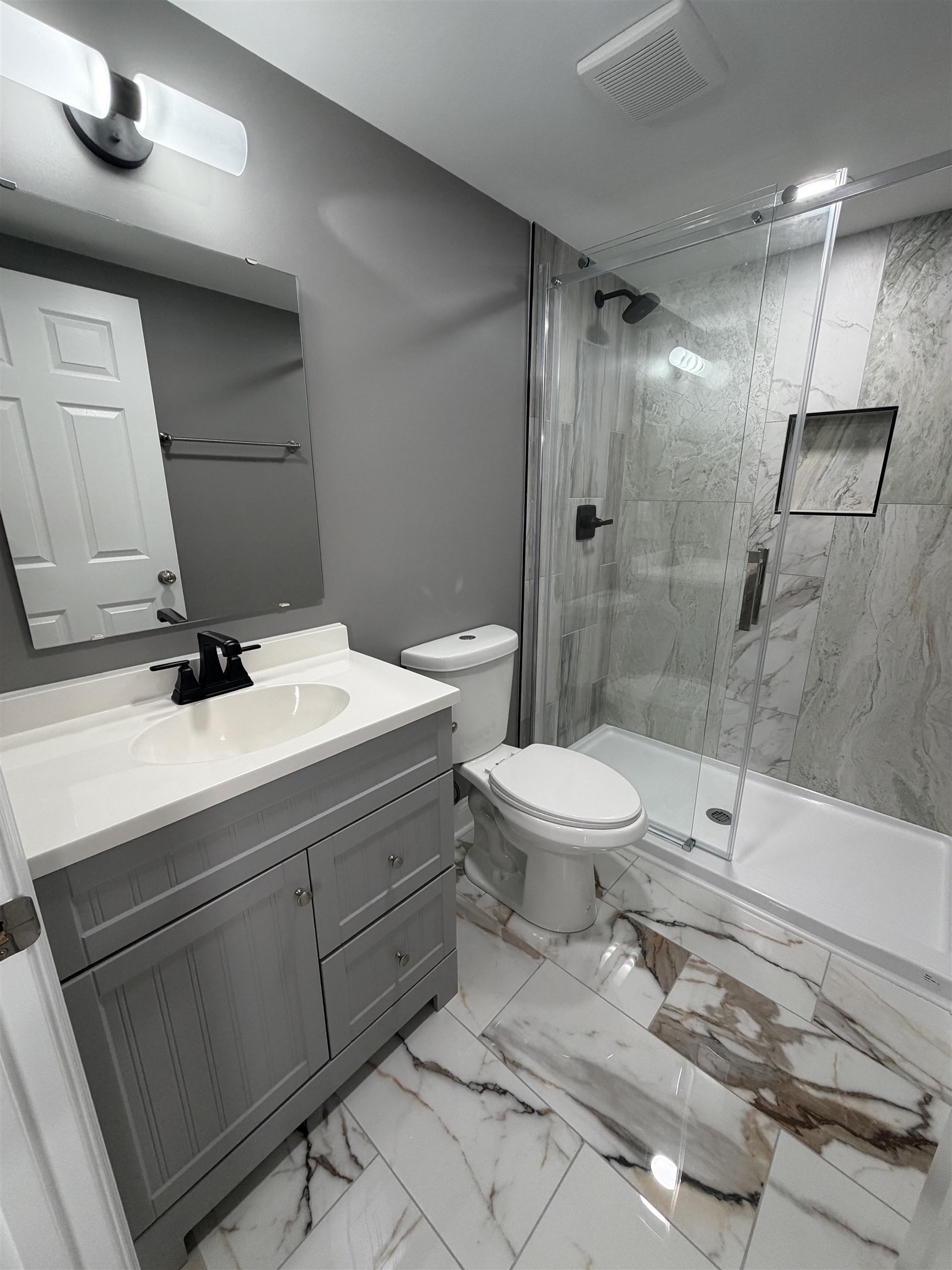 2492 Leaf Terrace Property Photo 15