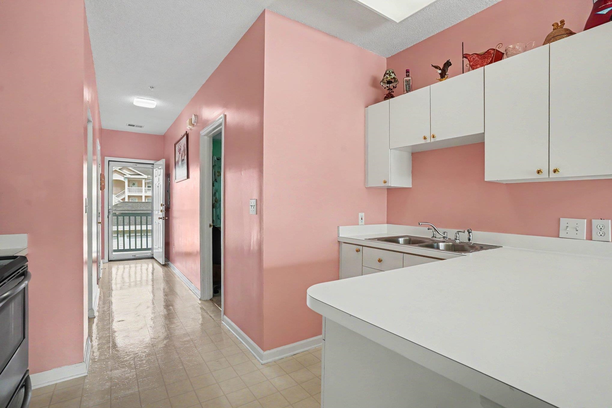 3955 Gladiola Ct. Property Photo 12