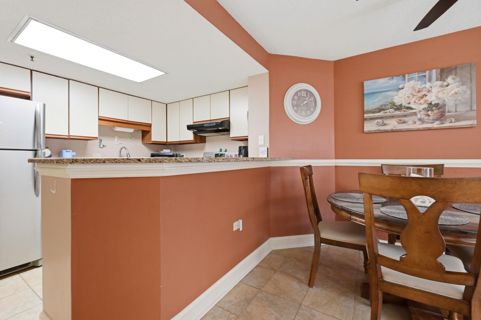 5511 N Ocean Blvd. Property Photo 8