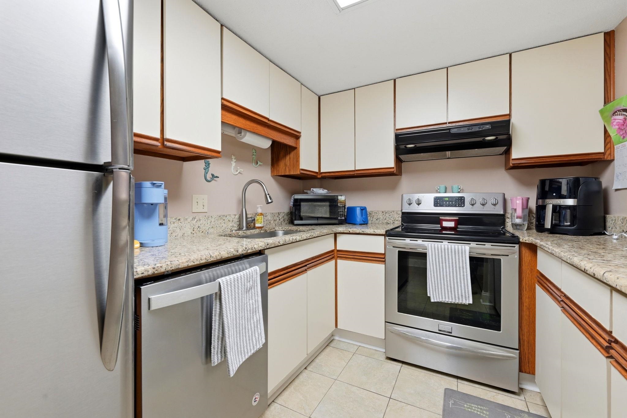 5511 N Ocean Blvd. Property Photo 16