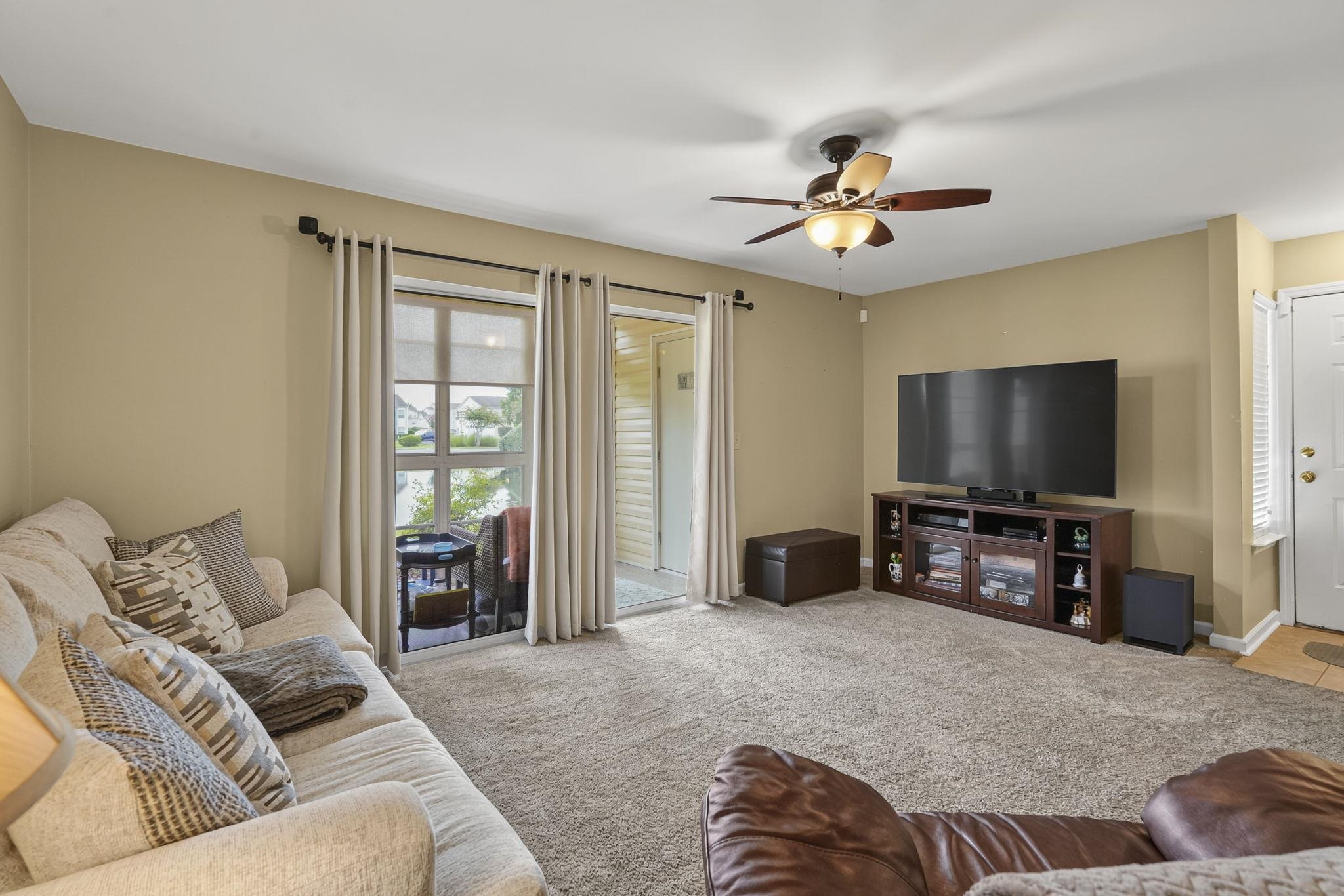 2225 Clearwater Dr. Property Photo 12
