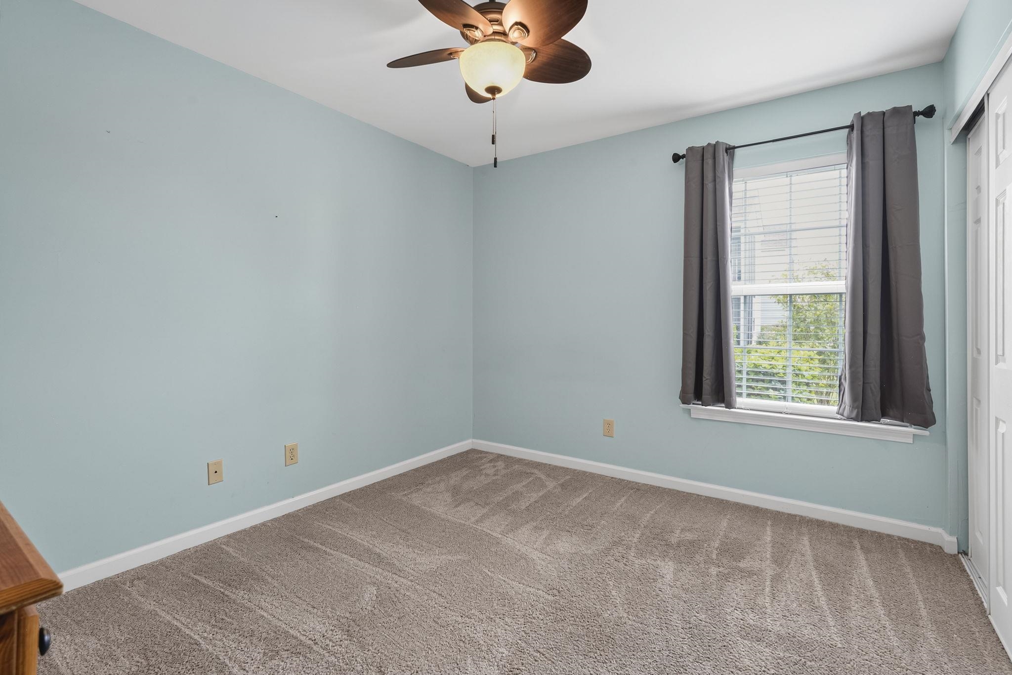 2225 Clearwater Dr. Property Photo 24