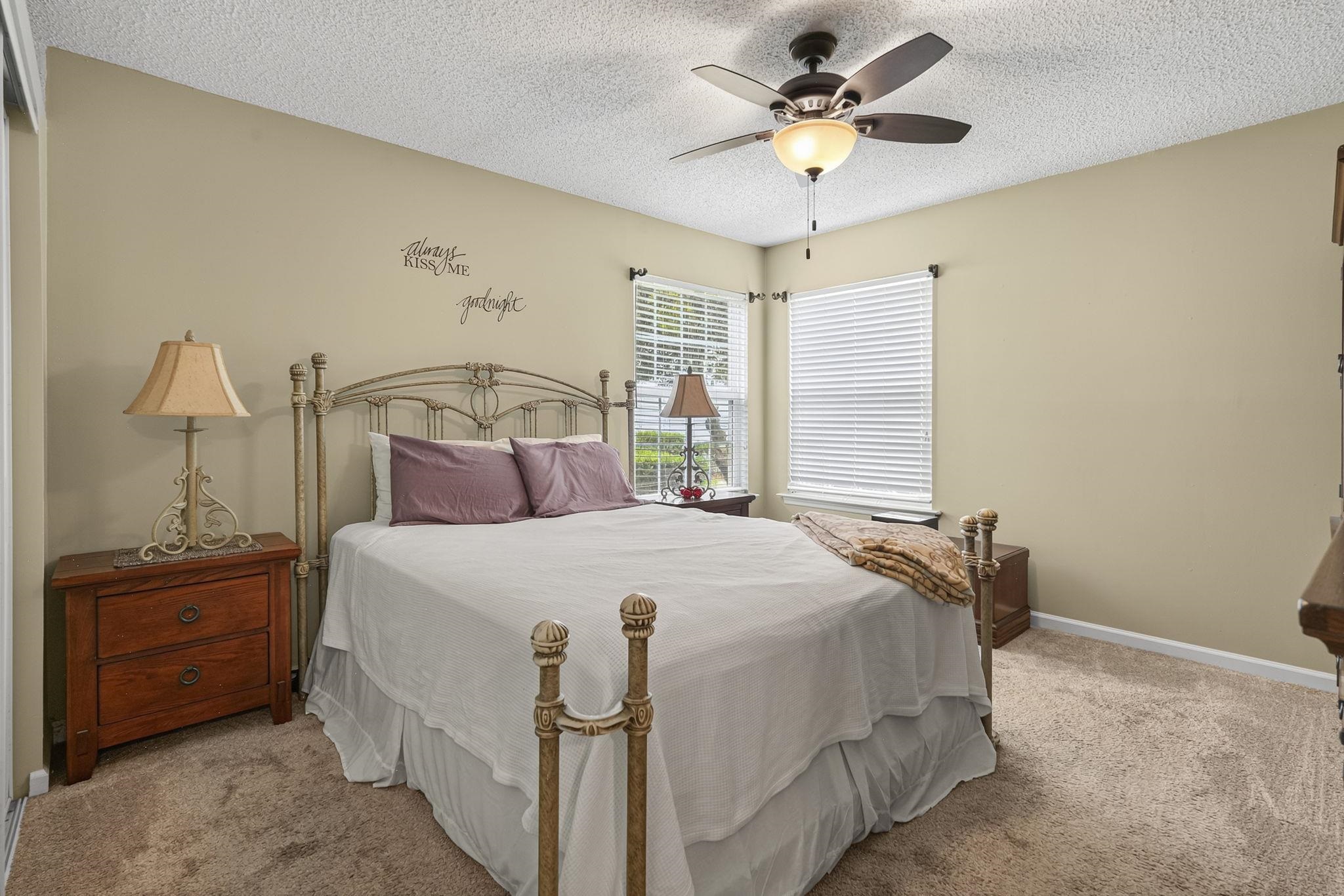 2225 Clearwater Dr. Property Photo 27