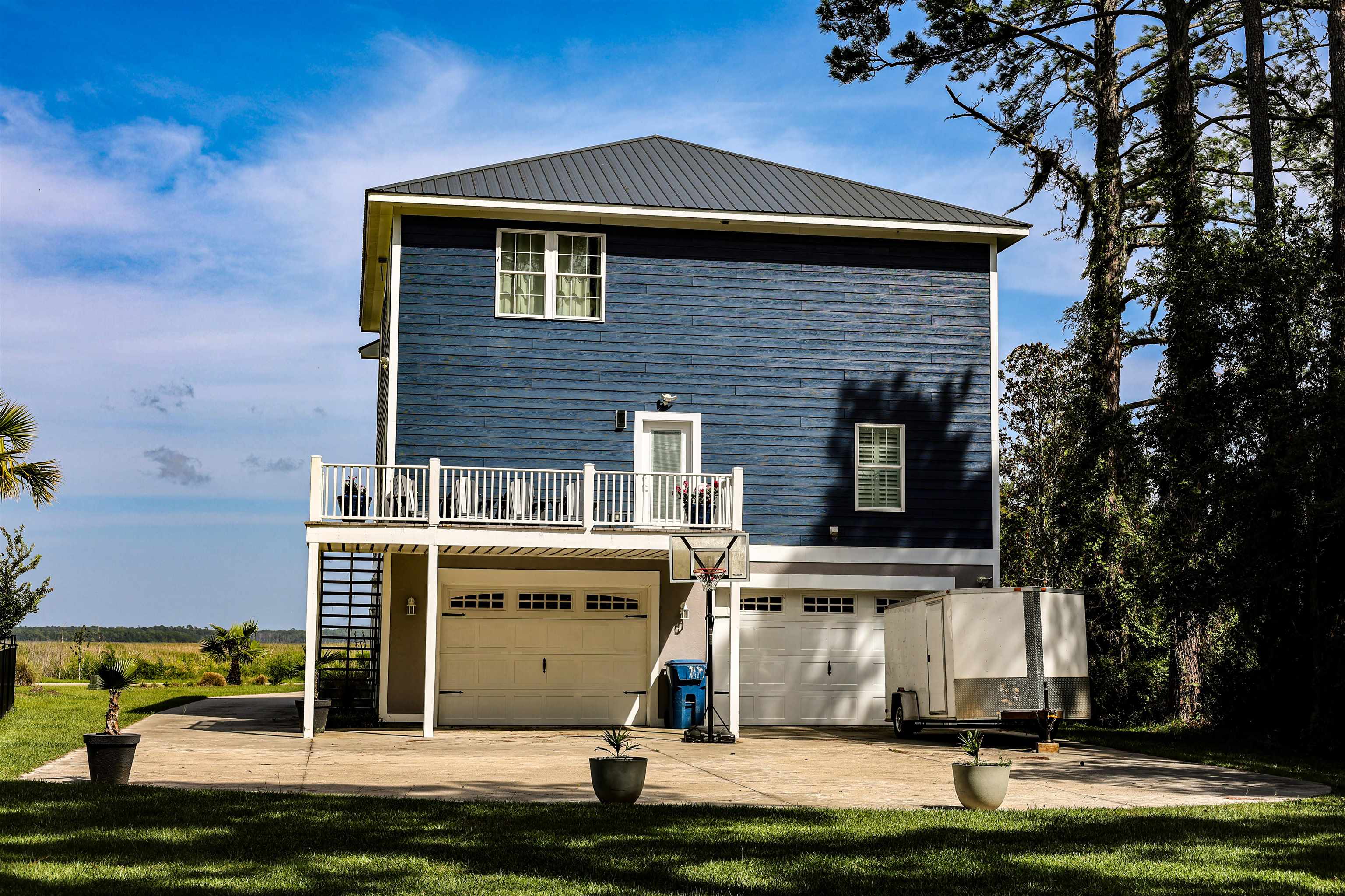 100 Oak Bay Dr. Property Photo 12