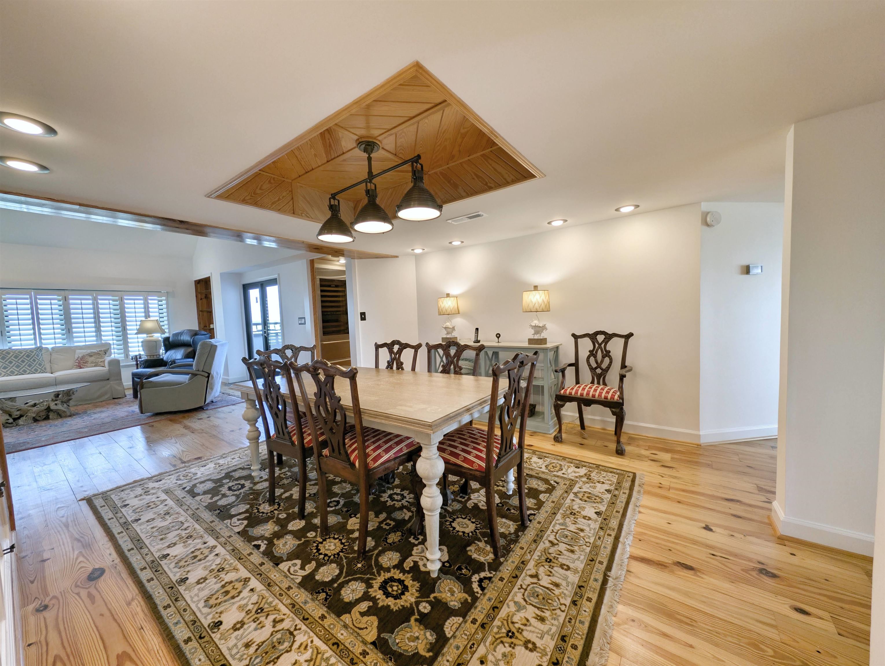 1398 Basin Terrace Property Photo 7