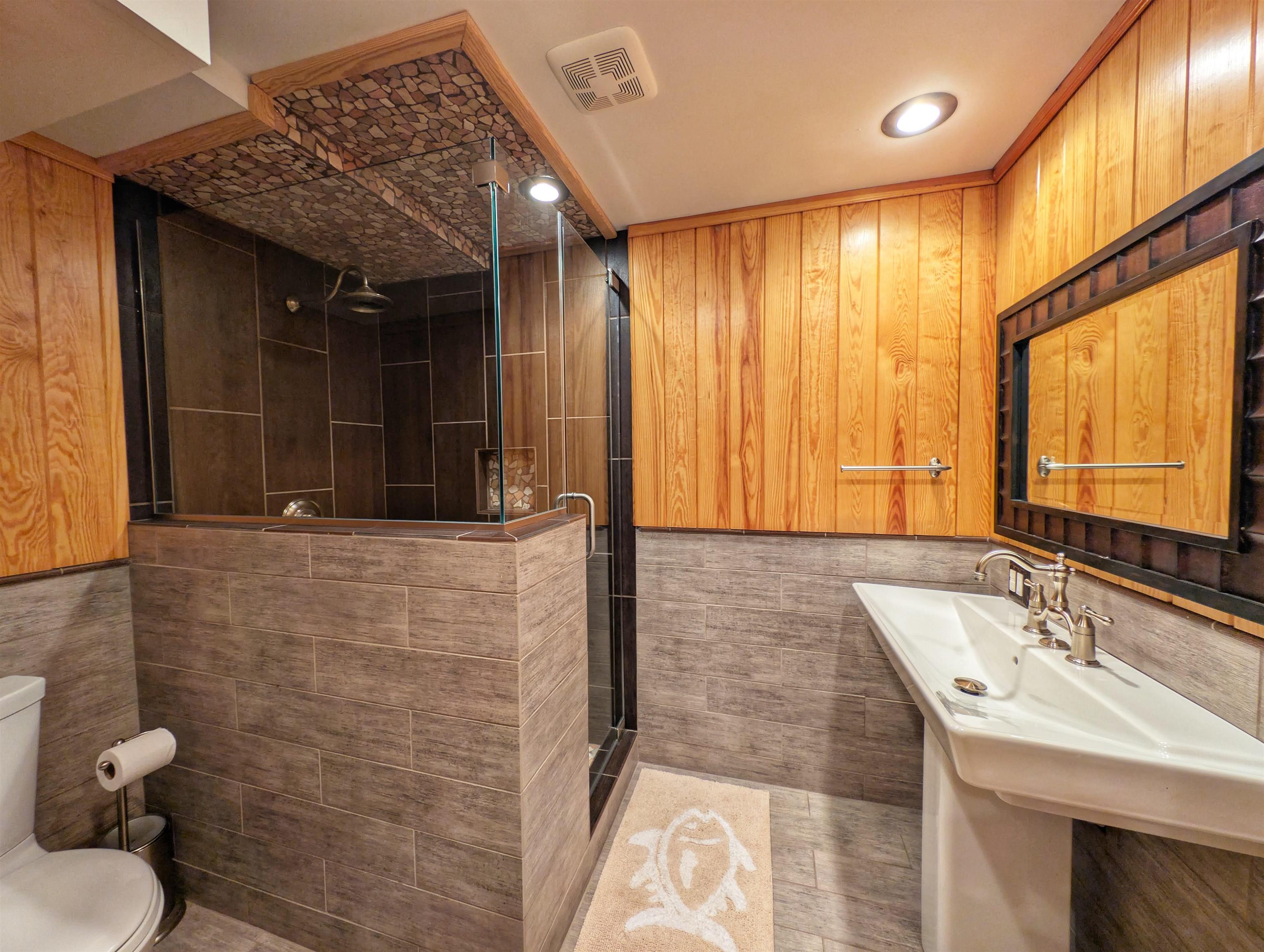 1398 Basin Terrace Property Photo 28