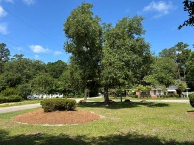 500 E Andrews St. Property Photo 2