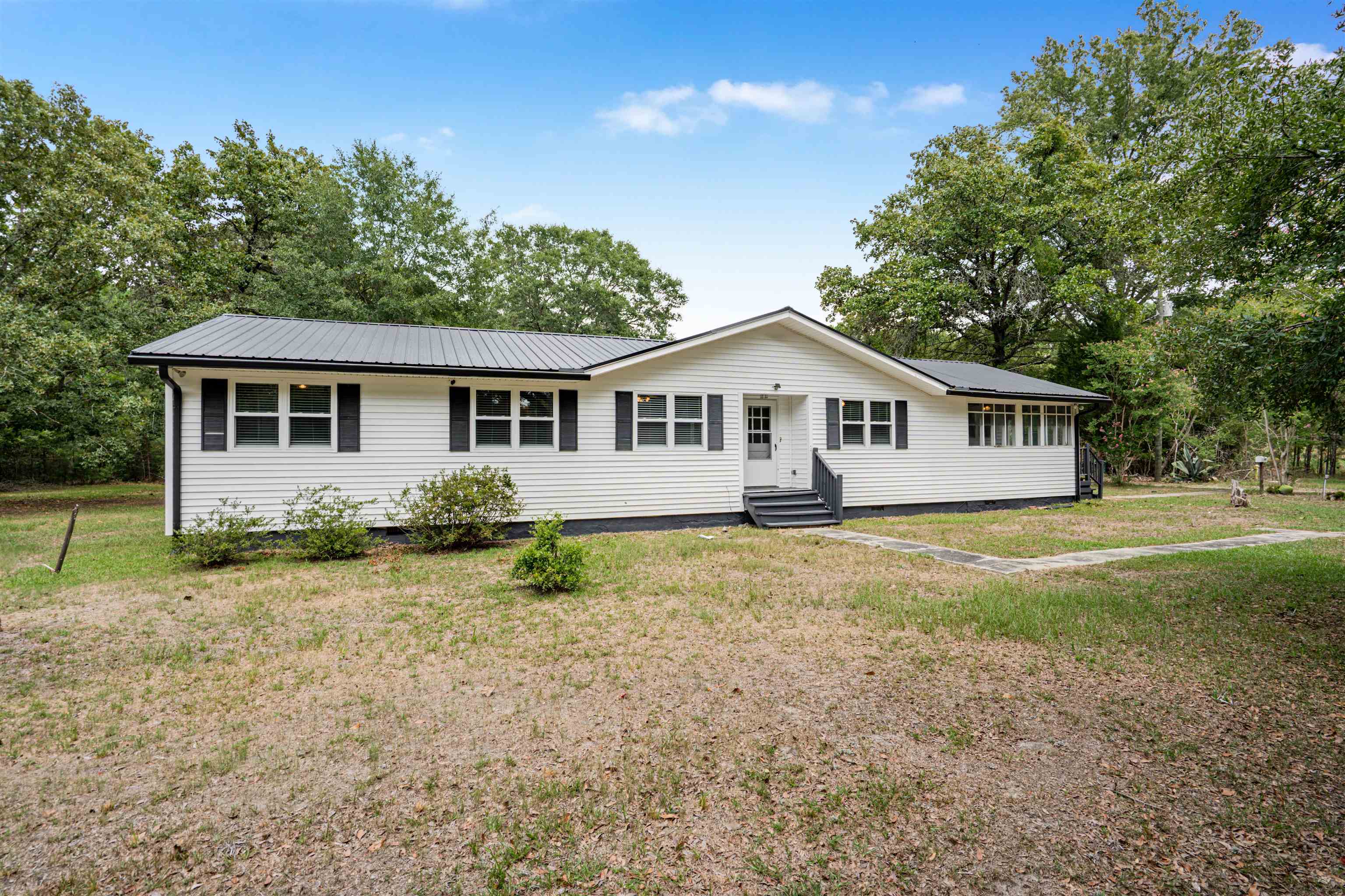 145 Sarah Ave. Property Photo 1