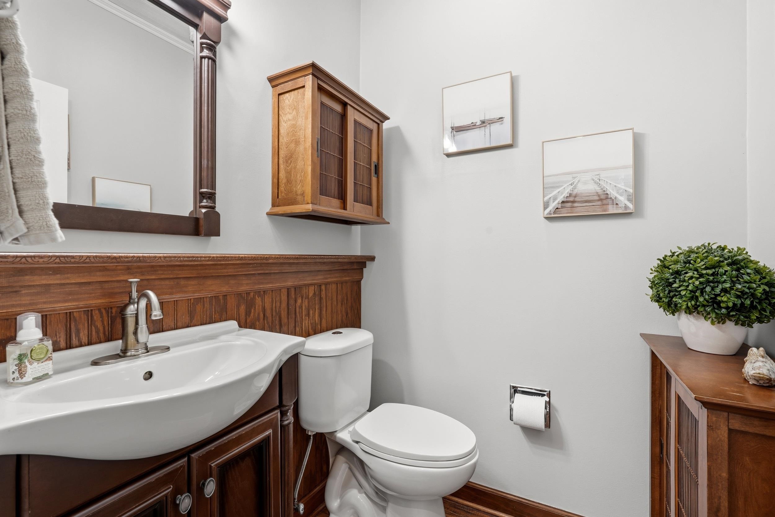 435 Ocean Creek Dr. Property Photo 3