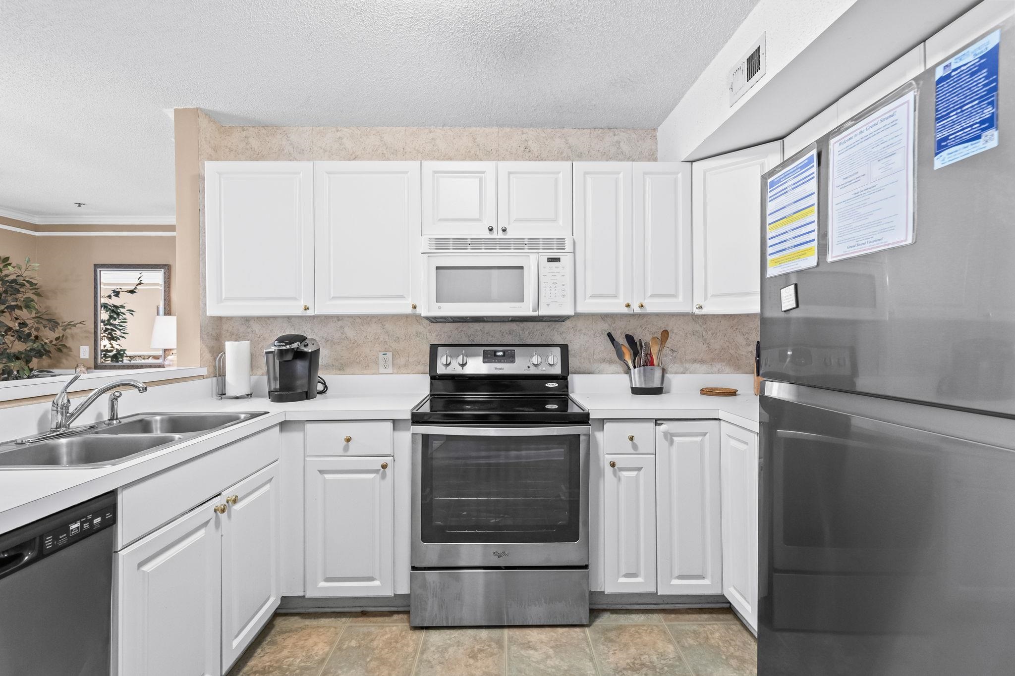 6103 N Ocean Blvd. Property Photo 4