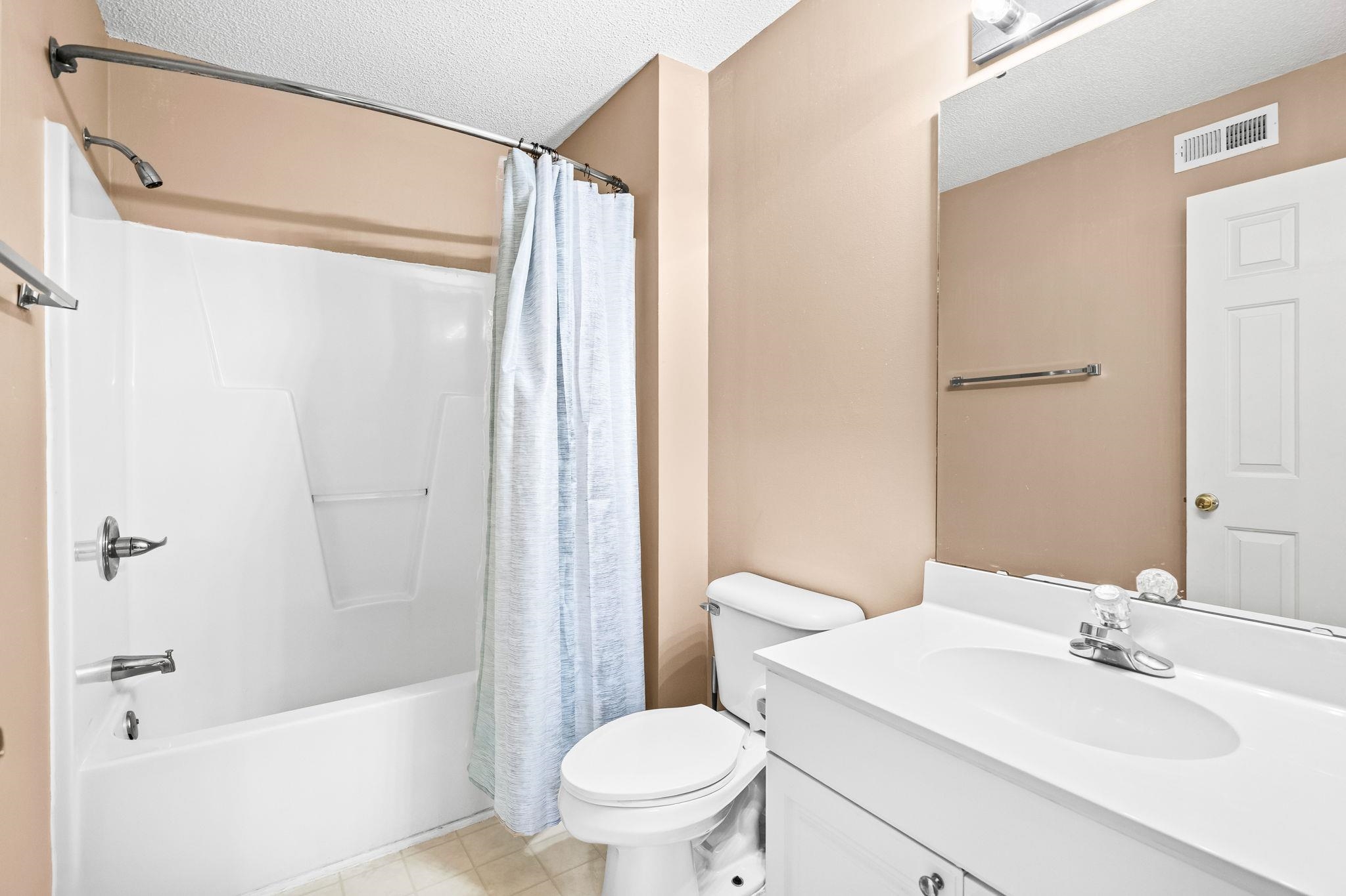 6103 N Ocean Blvd. Property Photo 9