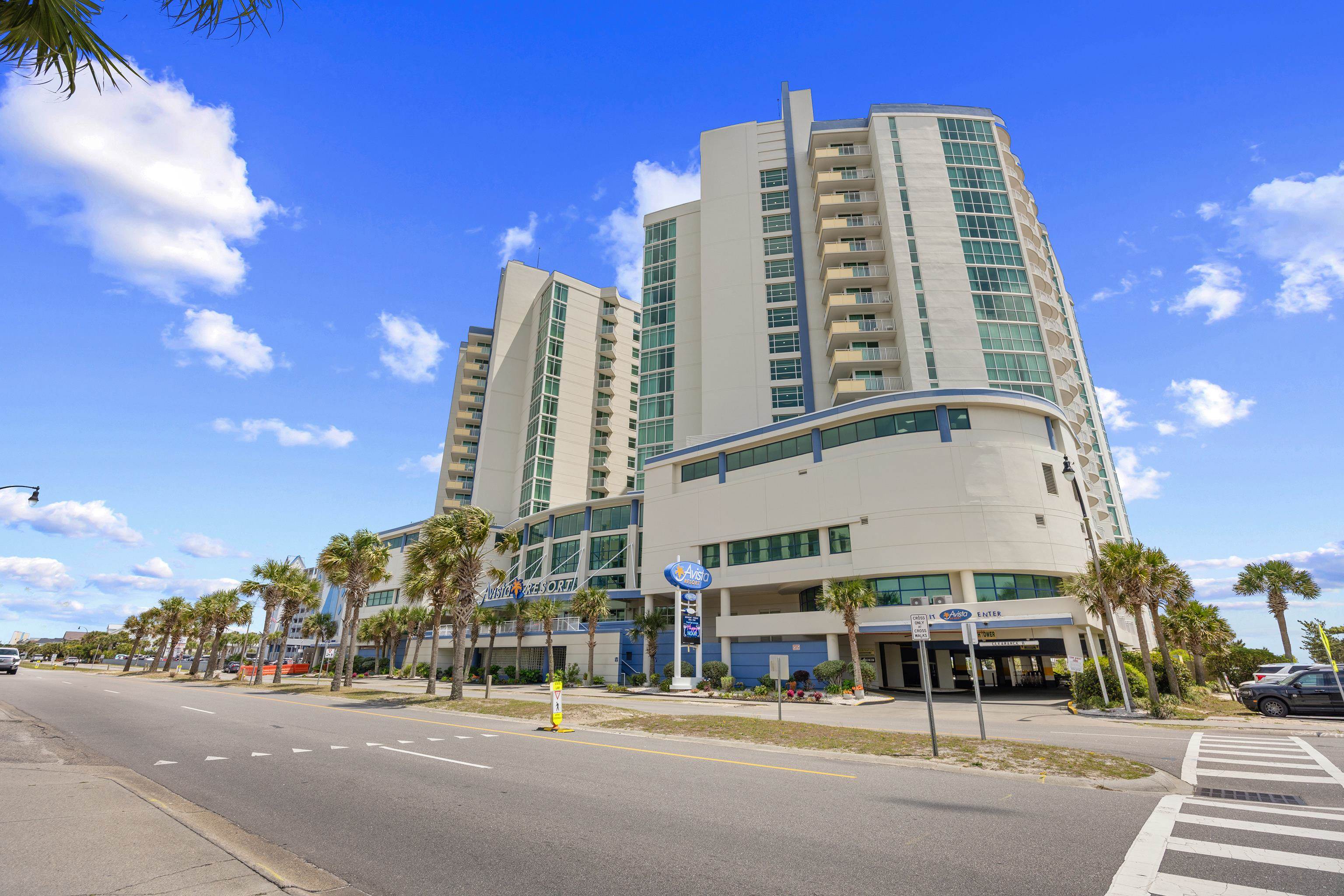 300 N Ocean Blvd. Property Photo 2