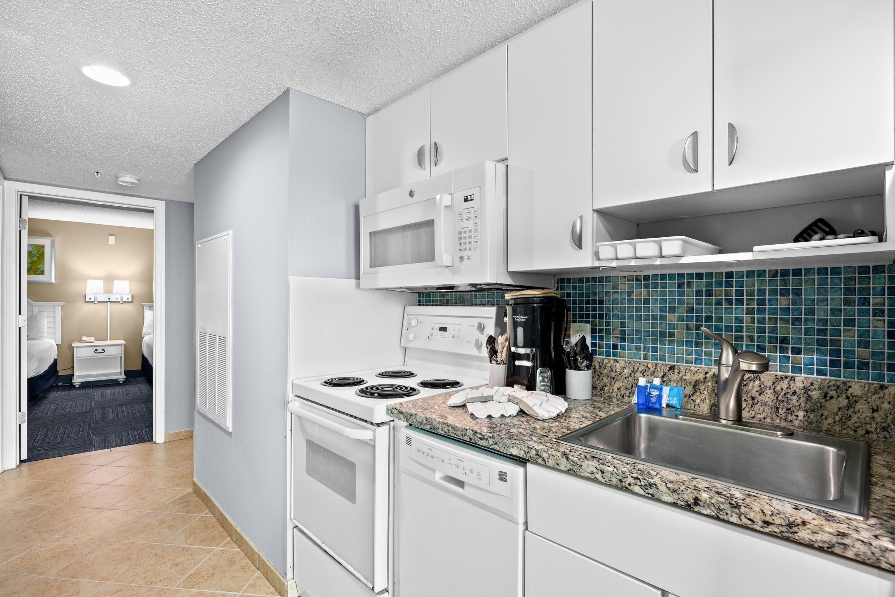 300 N Ocean Blvd. Property Photo 12