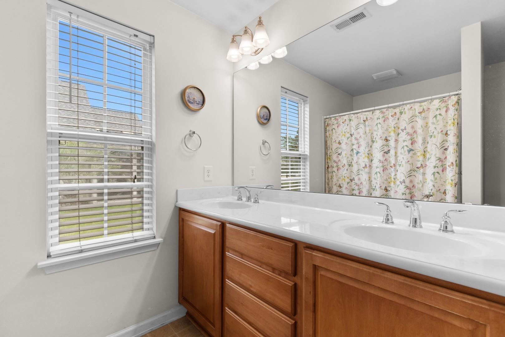 214 Southern Breezes Circle Property Photo 23